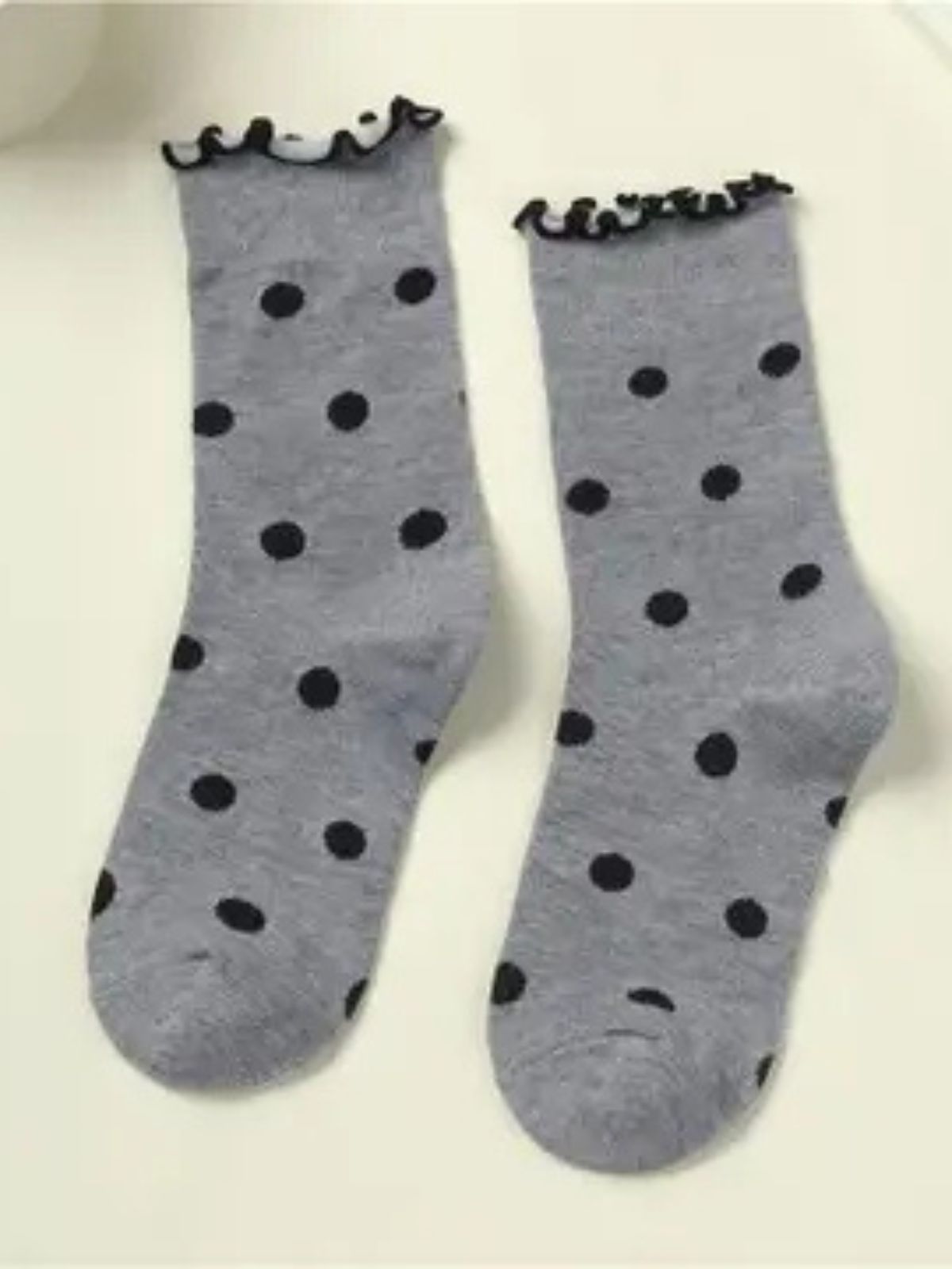 Chaussettes mi-mollet à pois avec volants