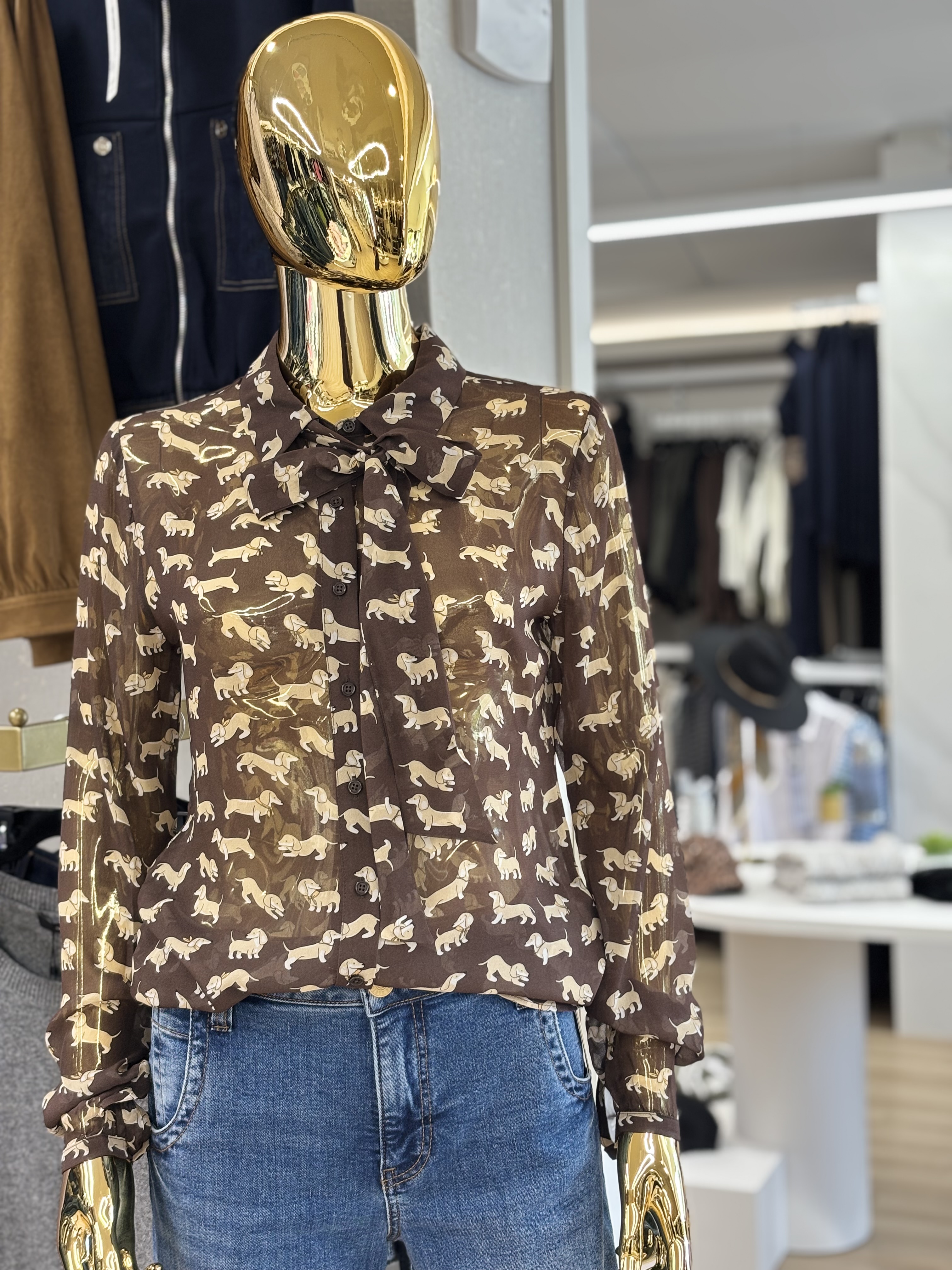 Blouse à nouer à imprimé chiens Princess Goes Hollywood