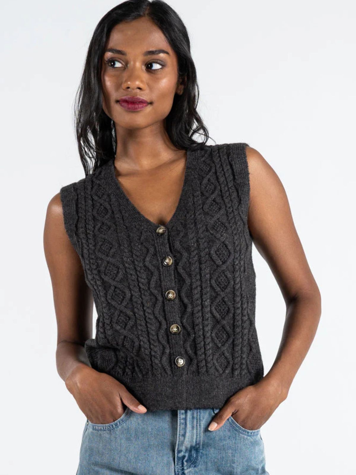 Gilet torsadé à boutons C