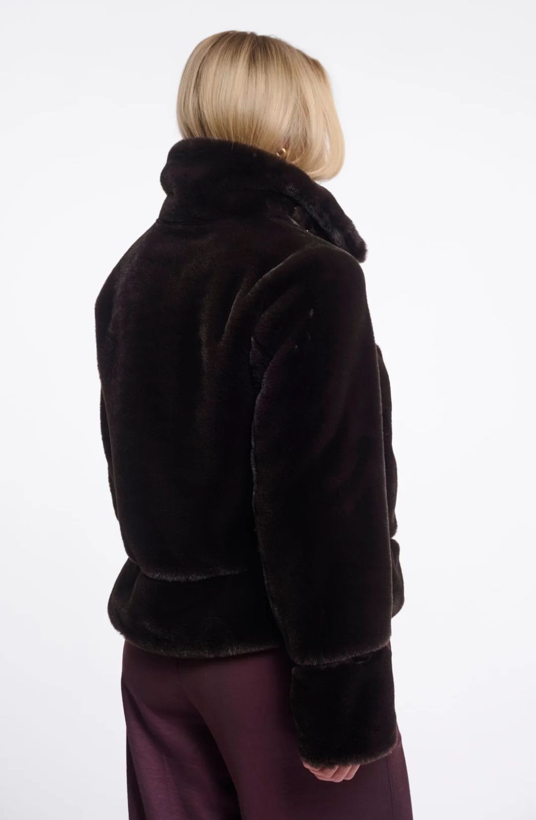 Manteau court Lambra en fausse fourrure Rino & Pelle