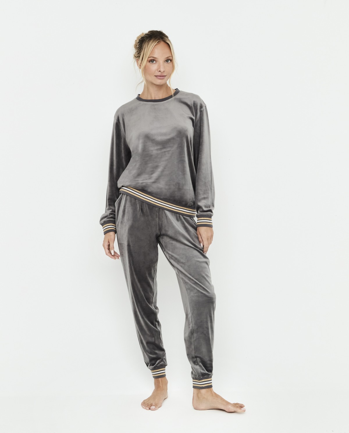 Ensemble chandail et pantalon en velours Selmark