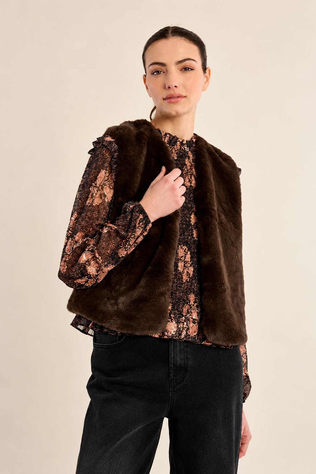 Veste courte sans manches en fausse fourrure Molly Bracken