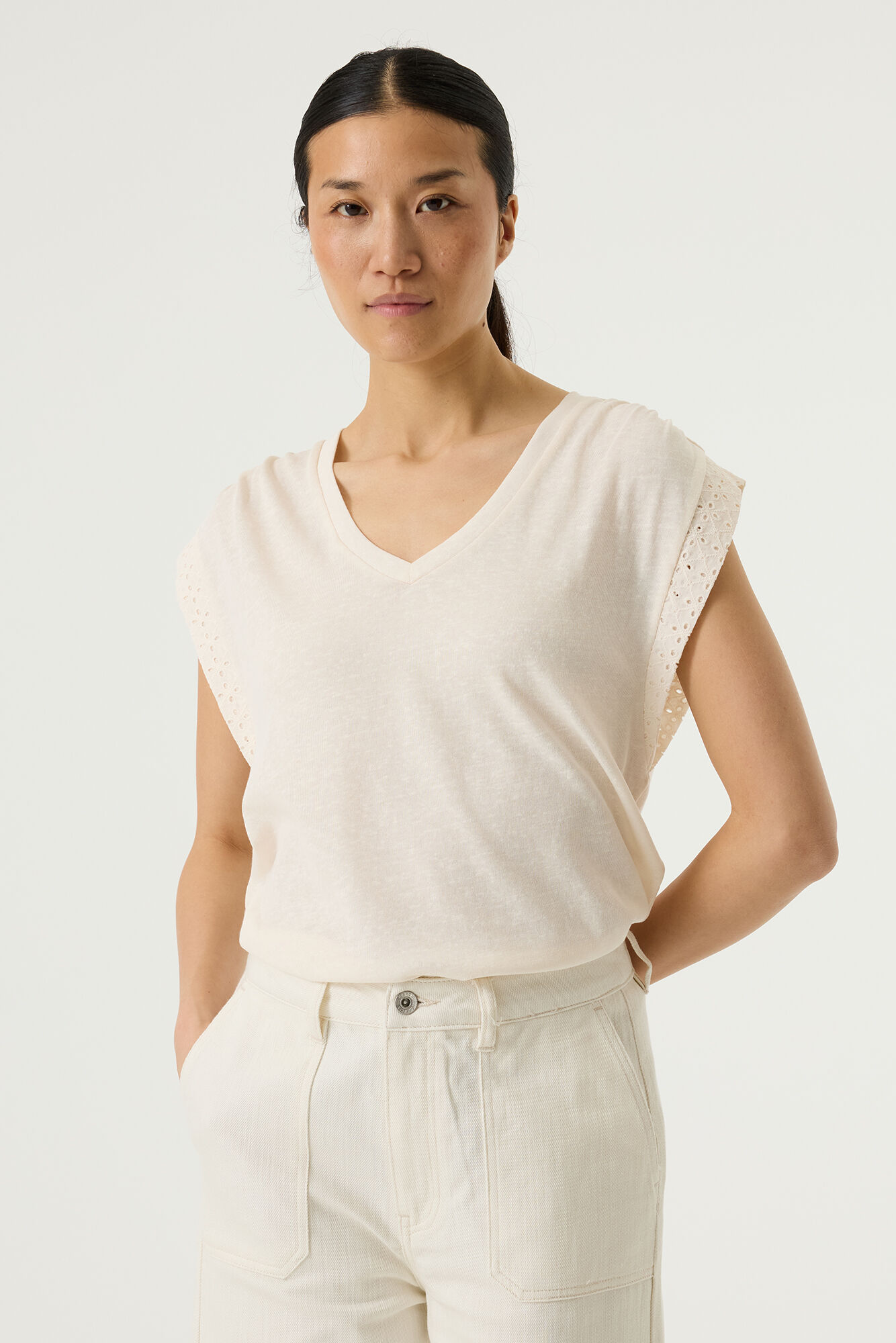 Haut sans manches avec col V Garcia 