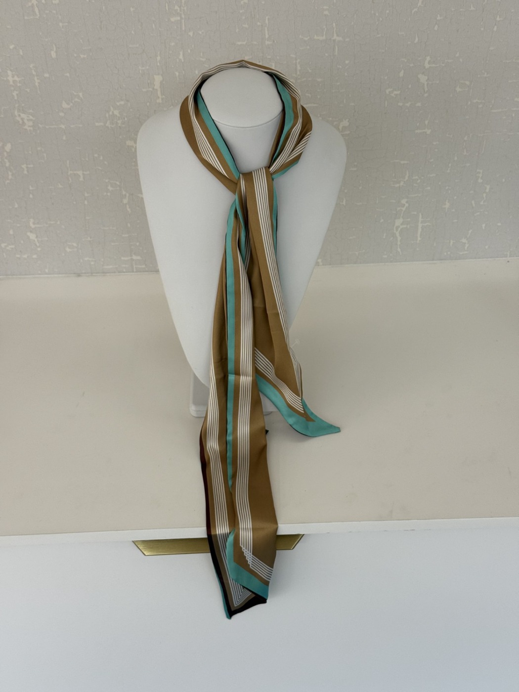 Écharpe Décorative Étroite 