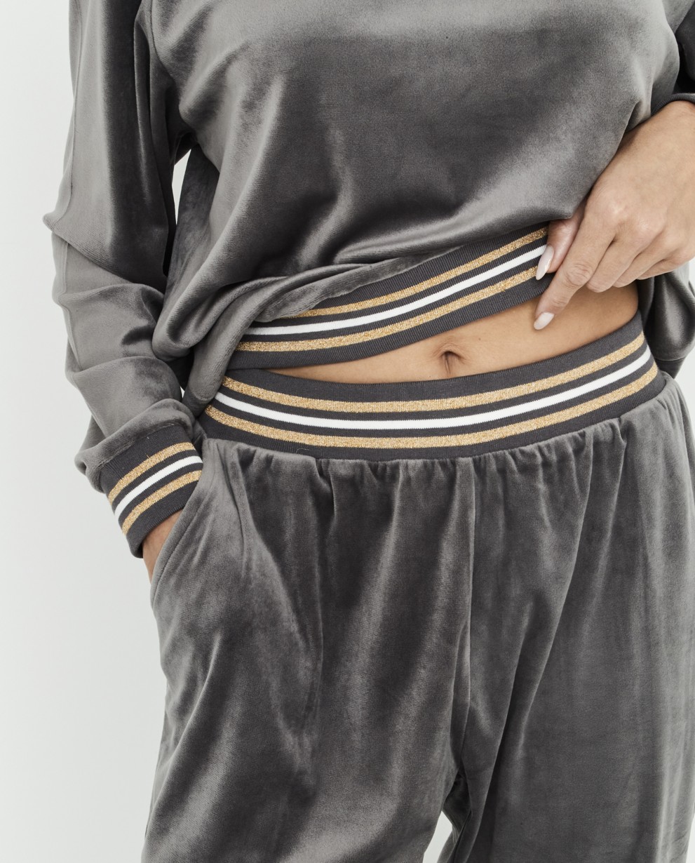 Ensemble chandail et pantalon en velours Selmark