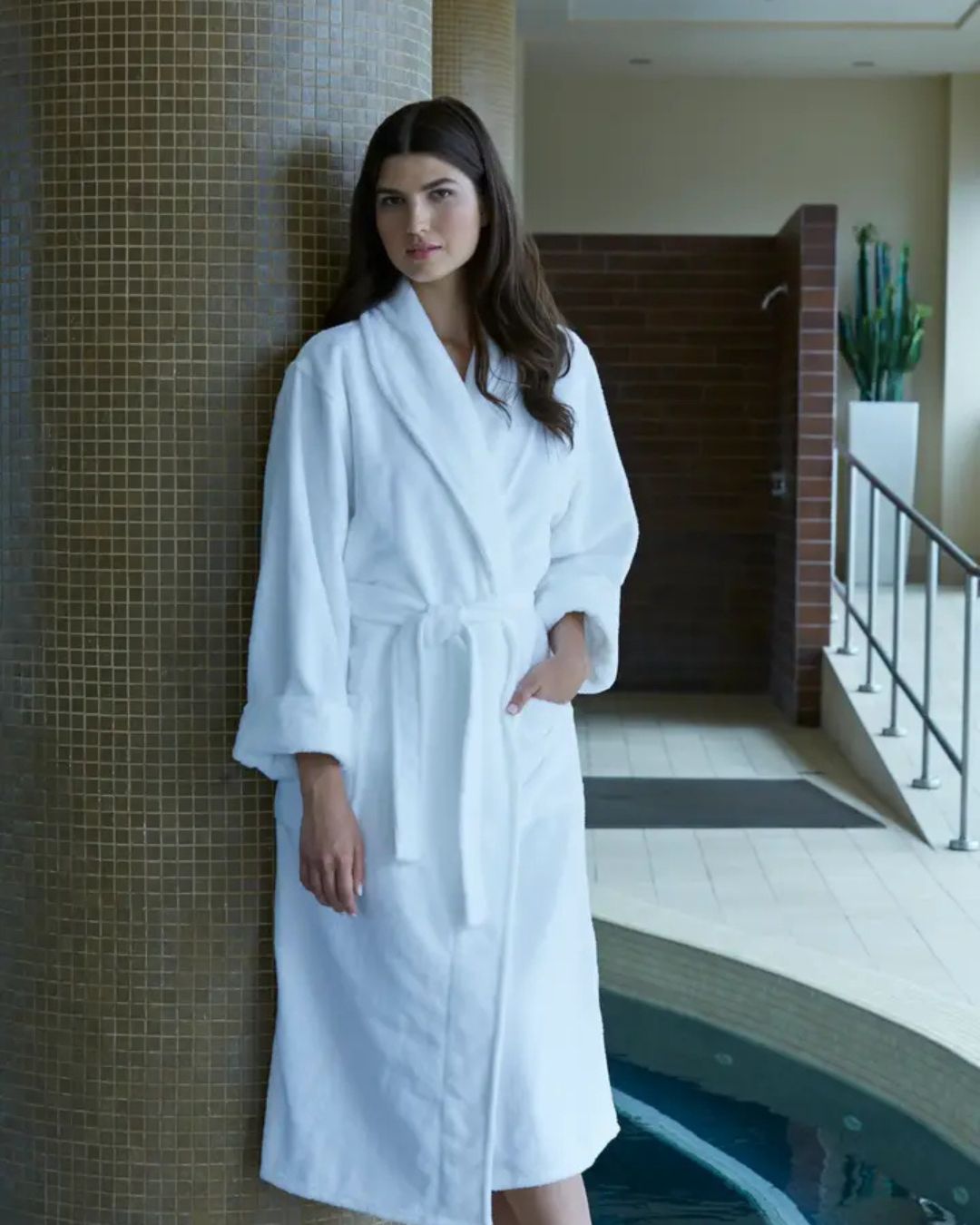 Peignoir en peluche de spa à col châle Mansfield M106
