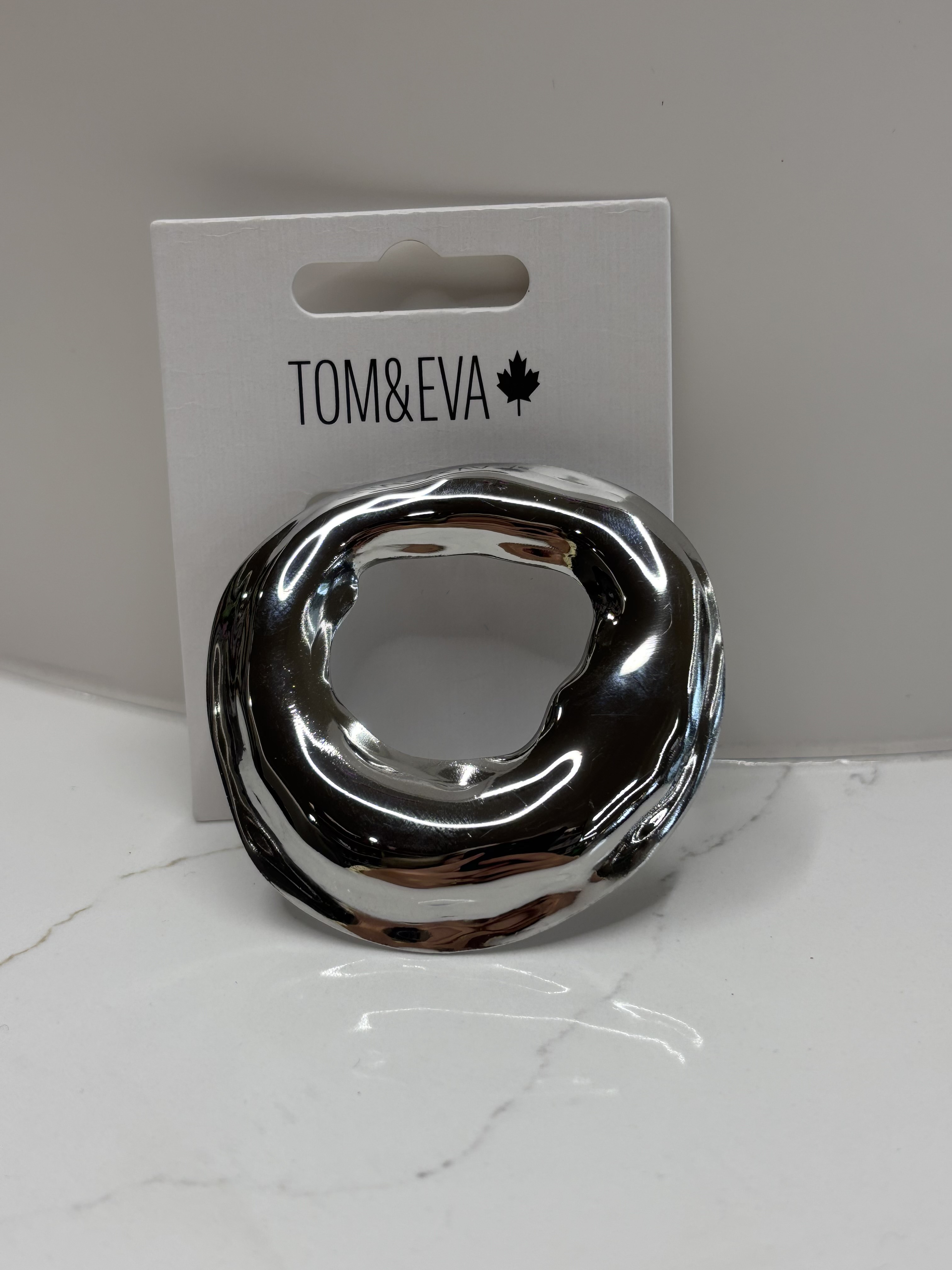 Broche en cercle Tom & Eva 