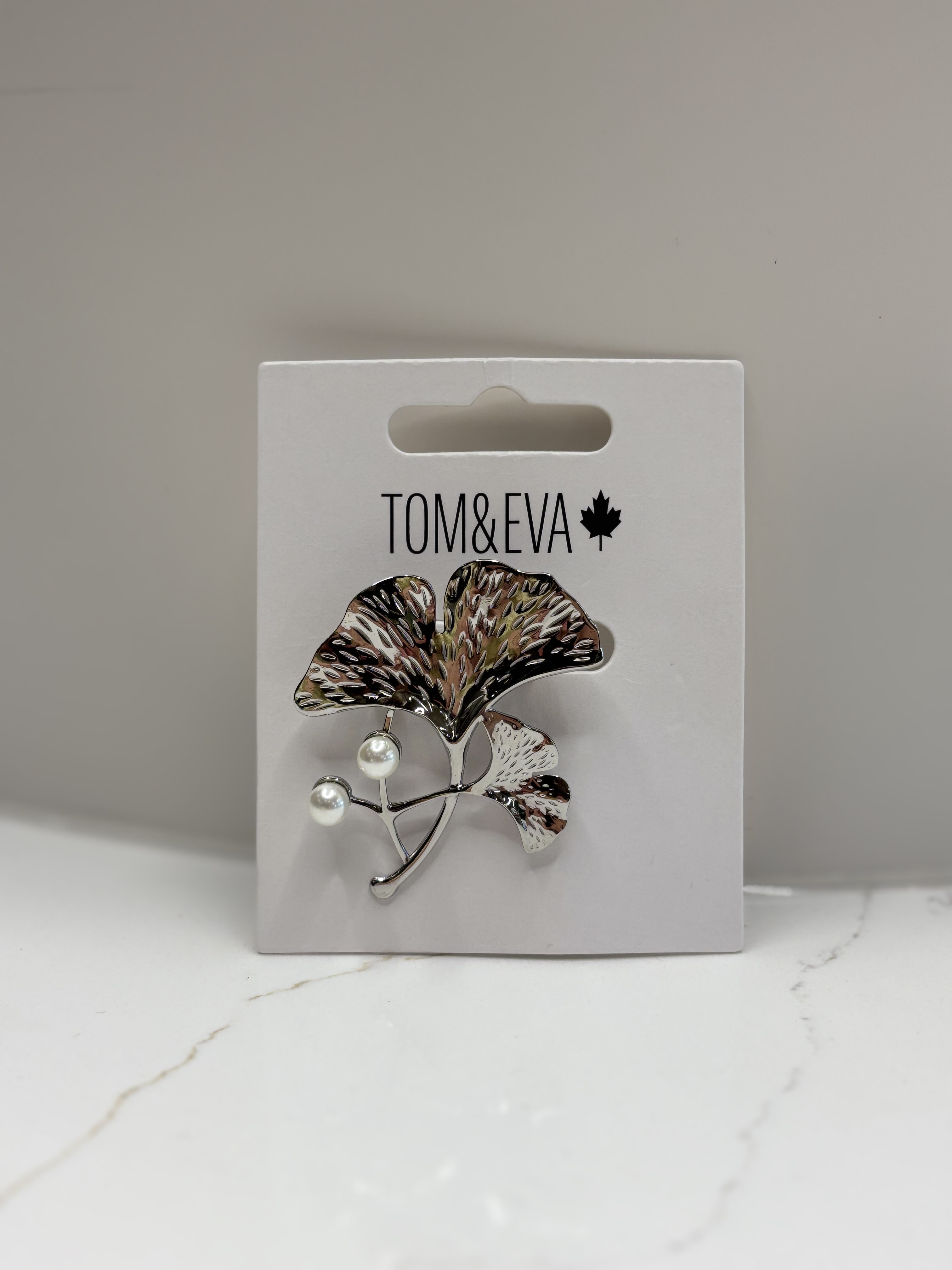 Broche avec perle Tom & Eva 