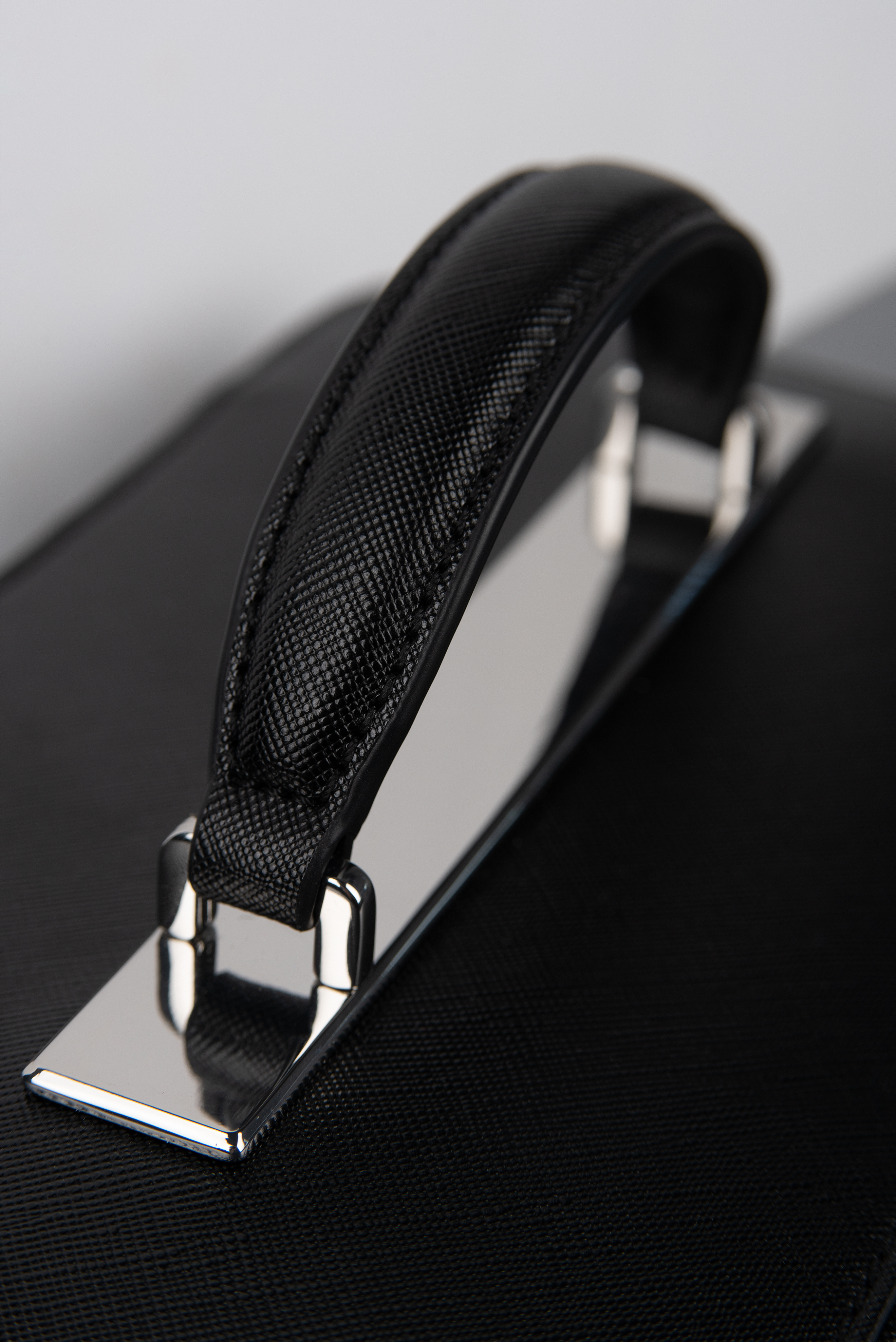 Trousse à Maquillage en Cuir Vegan Noir Lambert La Bella