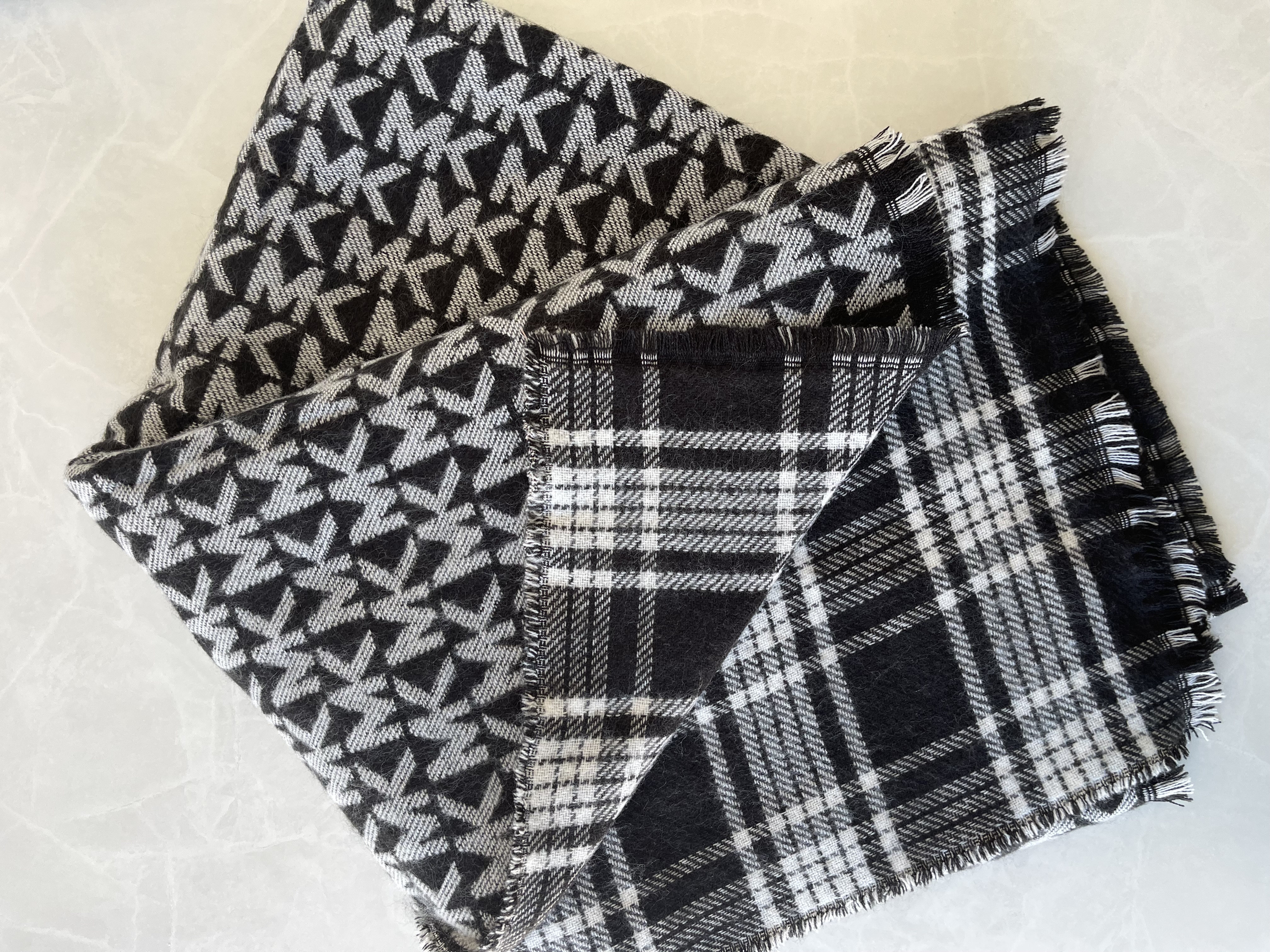 Poncho Réversible Michael Kors 539629 