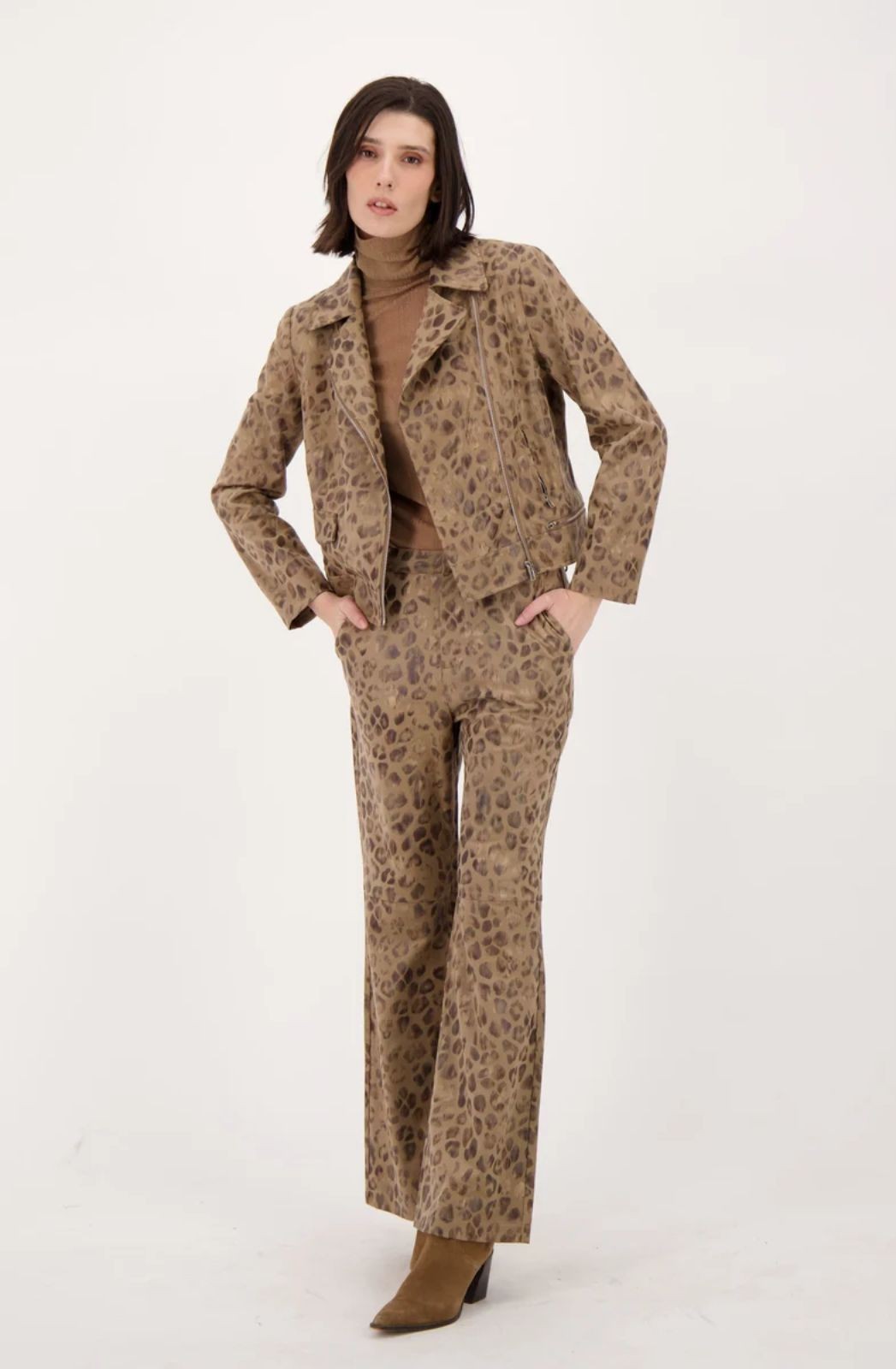 Pantalon à motif léopard métallisé Gabby Isabella