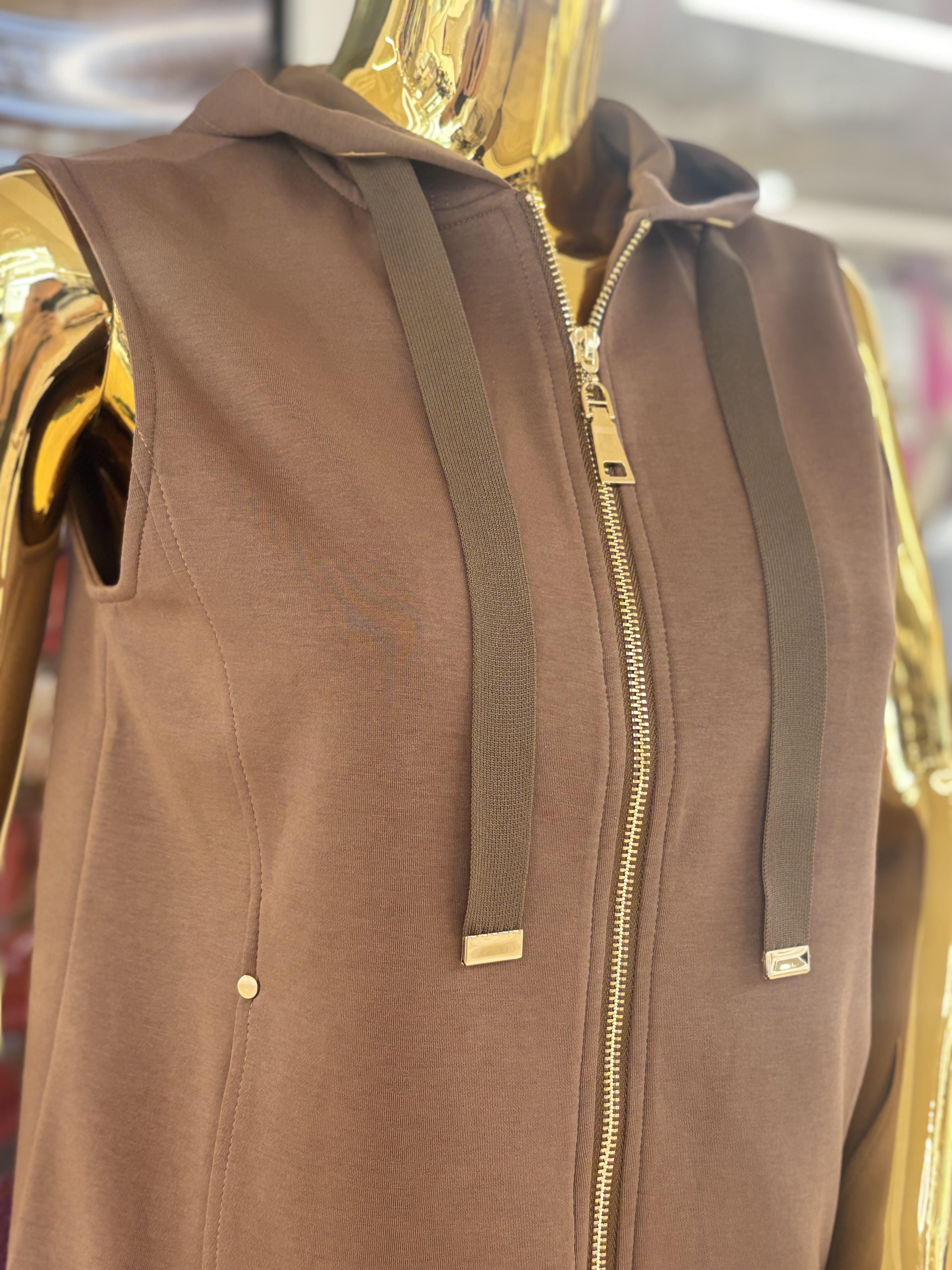 Veste sans manches à capuchon Orly