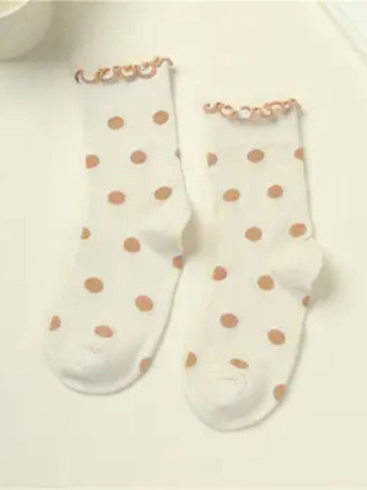 Chaussettes mi-mollet à pois avec volants