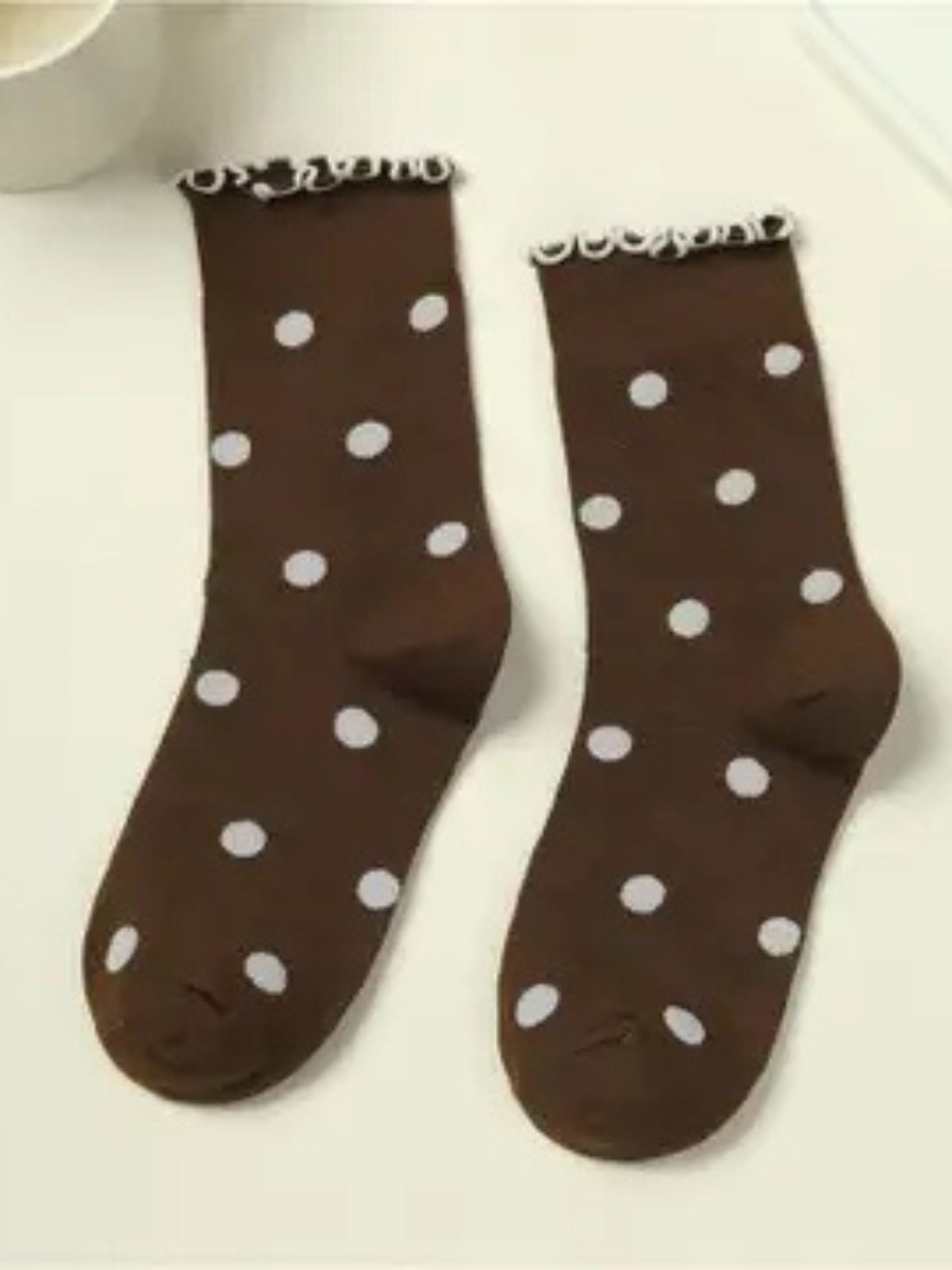Chaussettes mi-mollet à pois avec volants