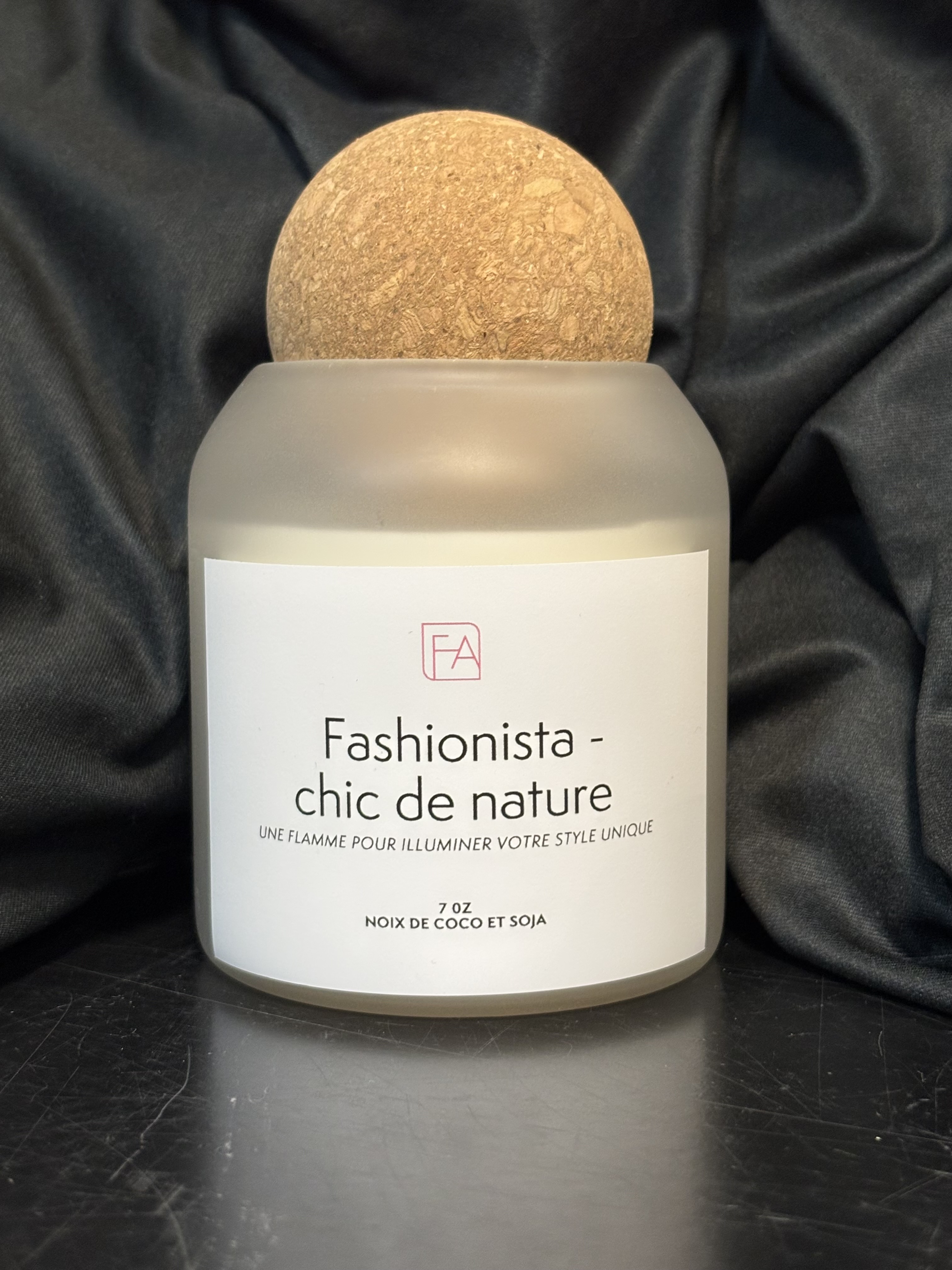Chandelle Fashionista- chic de nature (Sandalwood & Cacao Blanc)