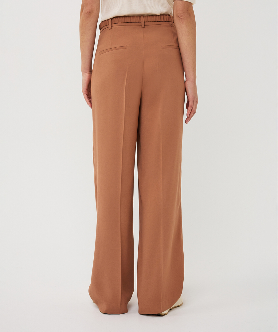  Pantalon avec ceinture Esqualo 