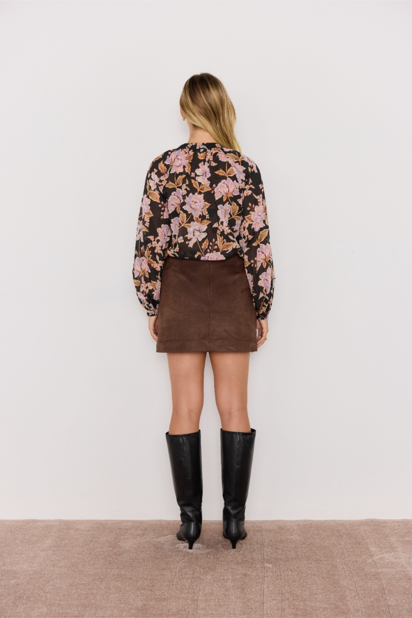 Mini jupe en suede Mink Pink