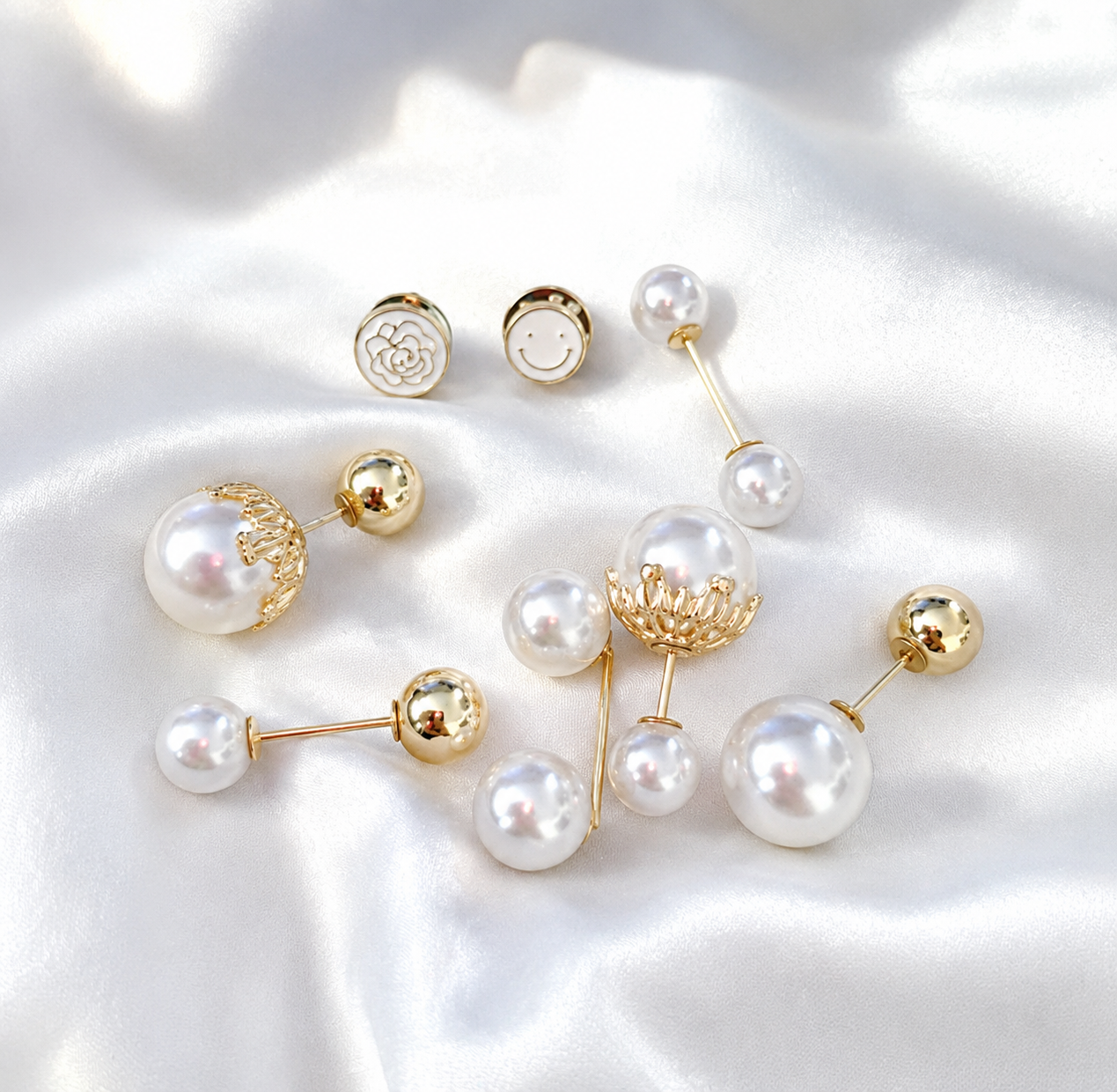 Broche élégante en fausses perles avec strass