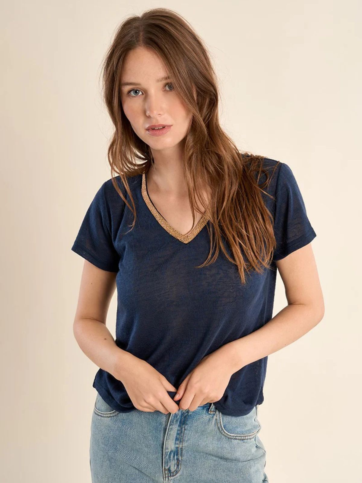 T-Shirt à col V MOLLY BRACKEN 