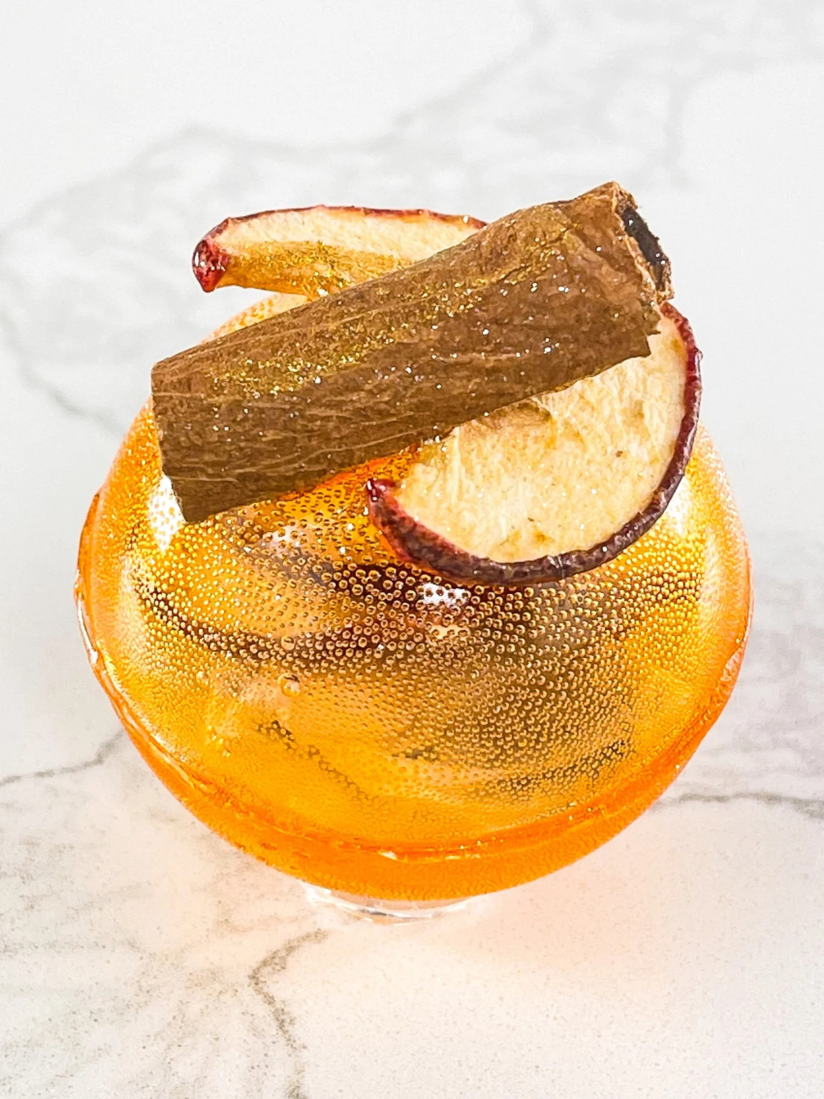 Bombe de thé pomme-cannelle