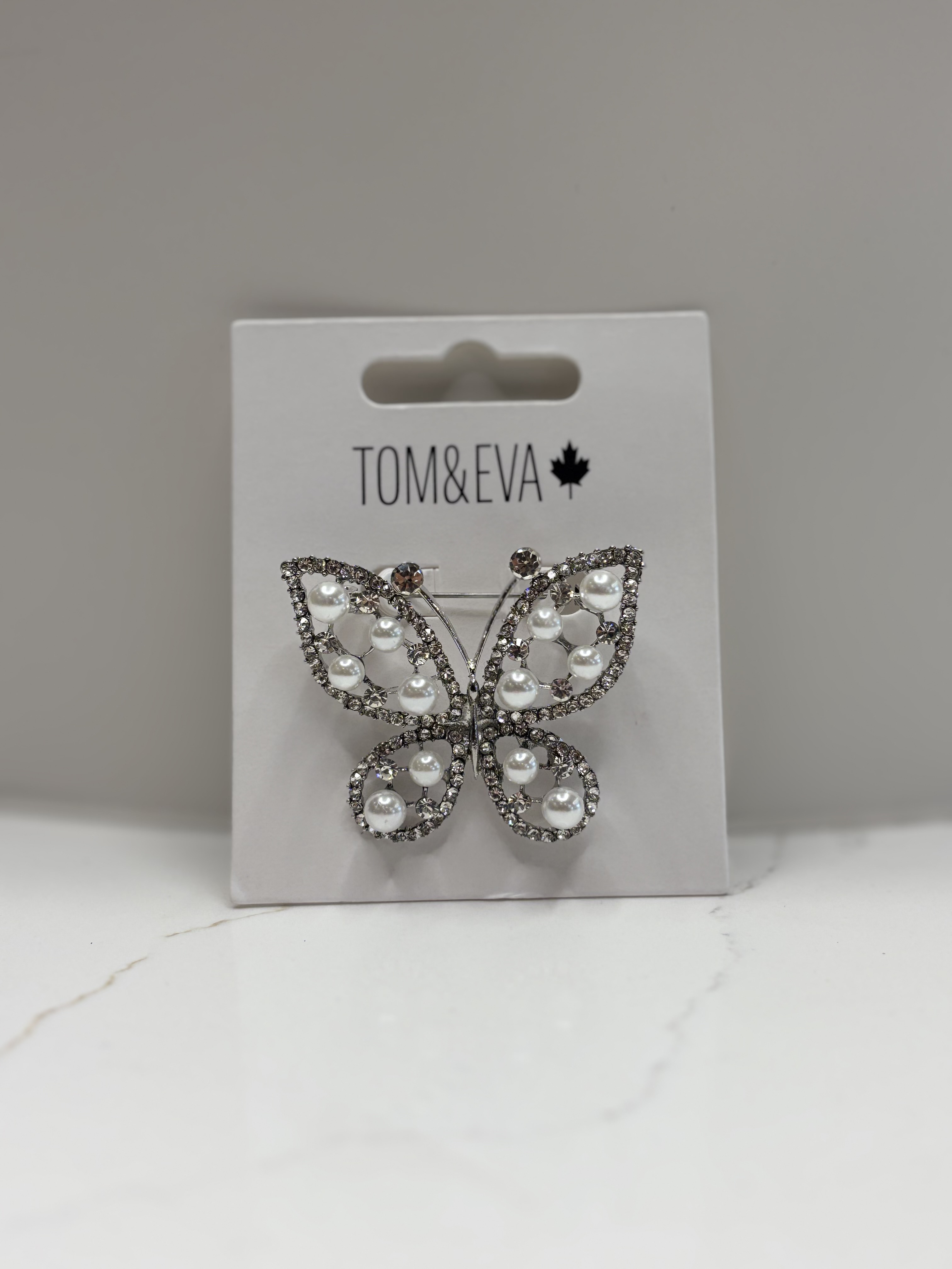 Broche en papillon avec perle Tom & Eva 