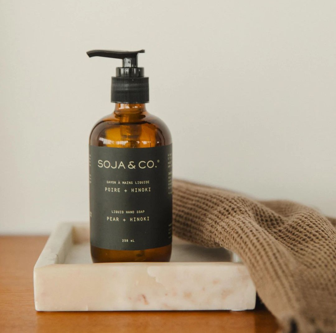 Savon à Mains Liquide Poire et Hinoki SOJA & CO 