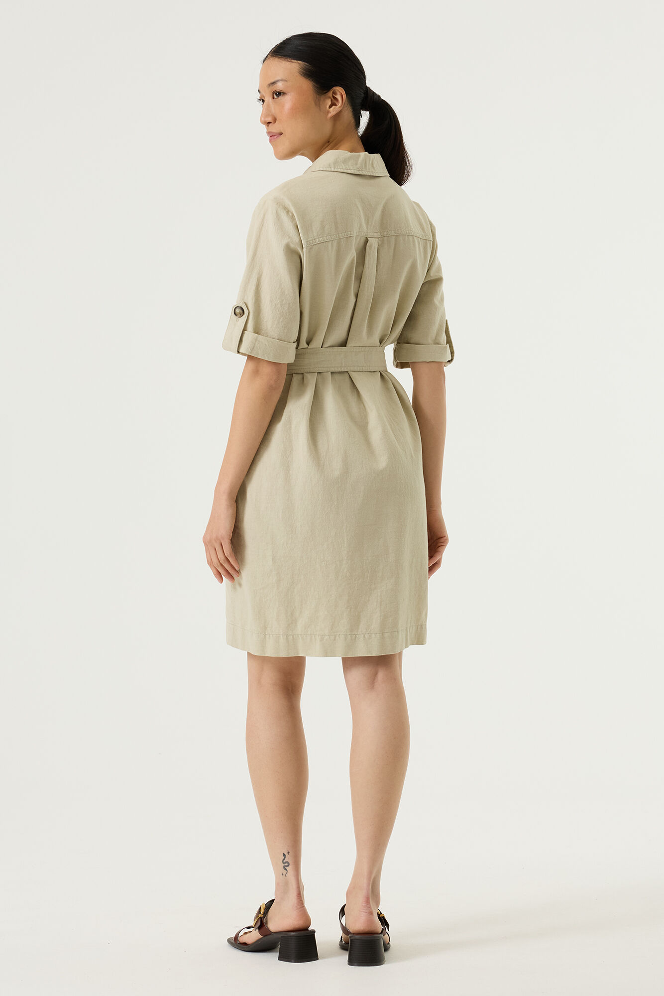 Robe à manches courtes Garcia 