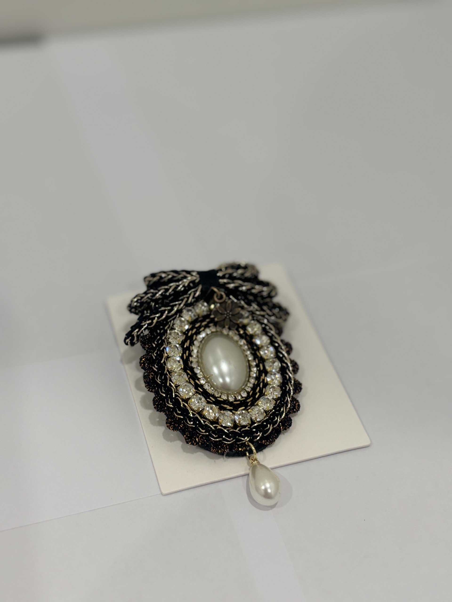 Broche avec brillant Tom & Eva 