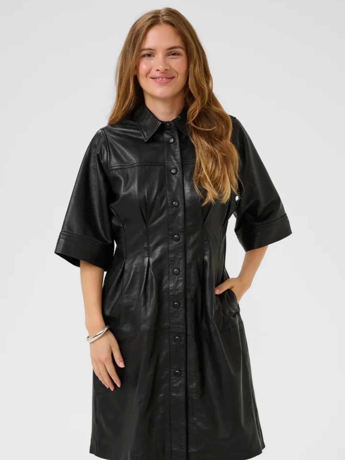 Robe en cuir Culture