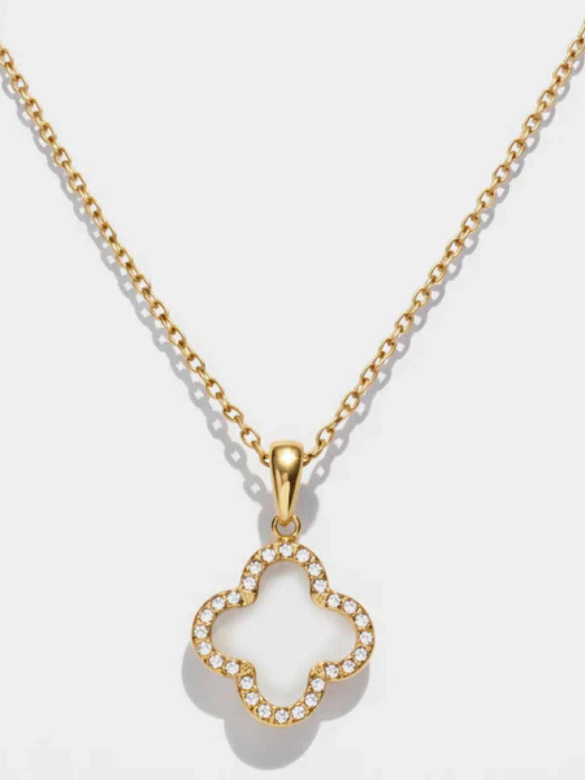 Collier doré breloque fleur en acier inoxydable & zircons cubiques Bizou
