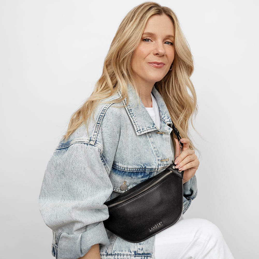 Le Sarah - Sac banane en cuir vegan noir Lambert