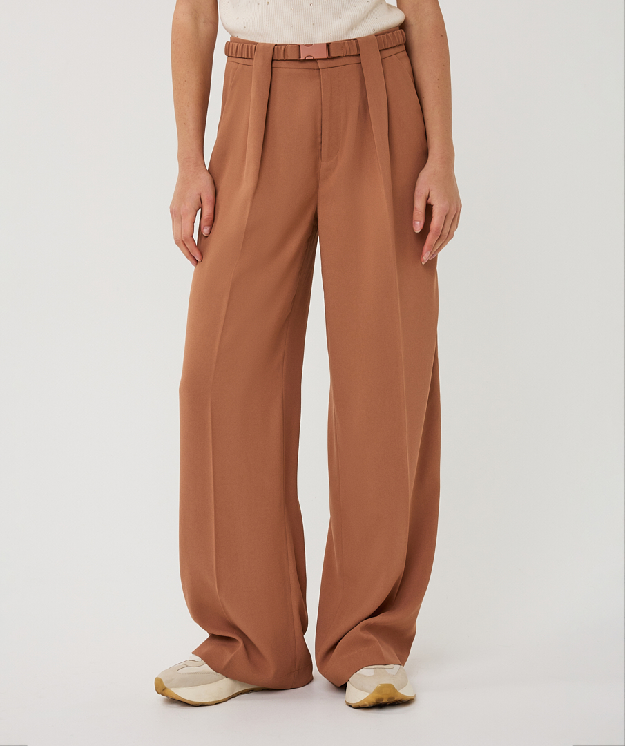  Pantalon avec ceinture Esqualo 