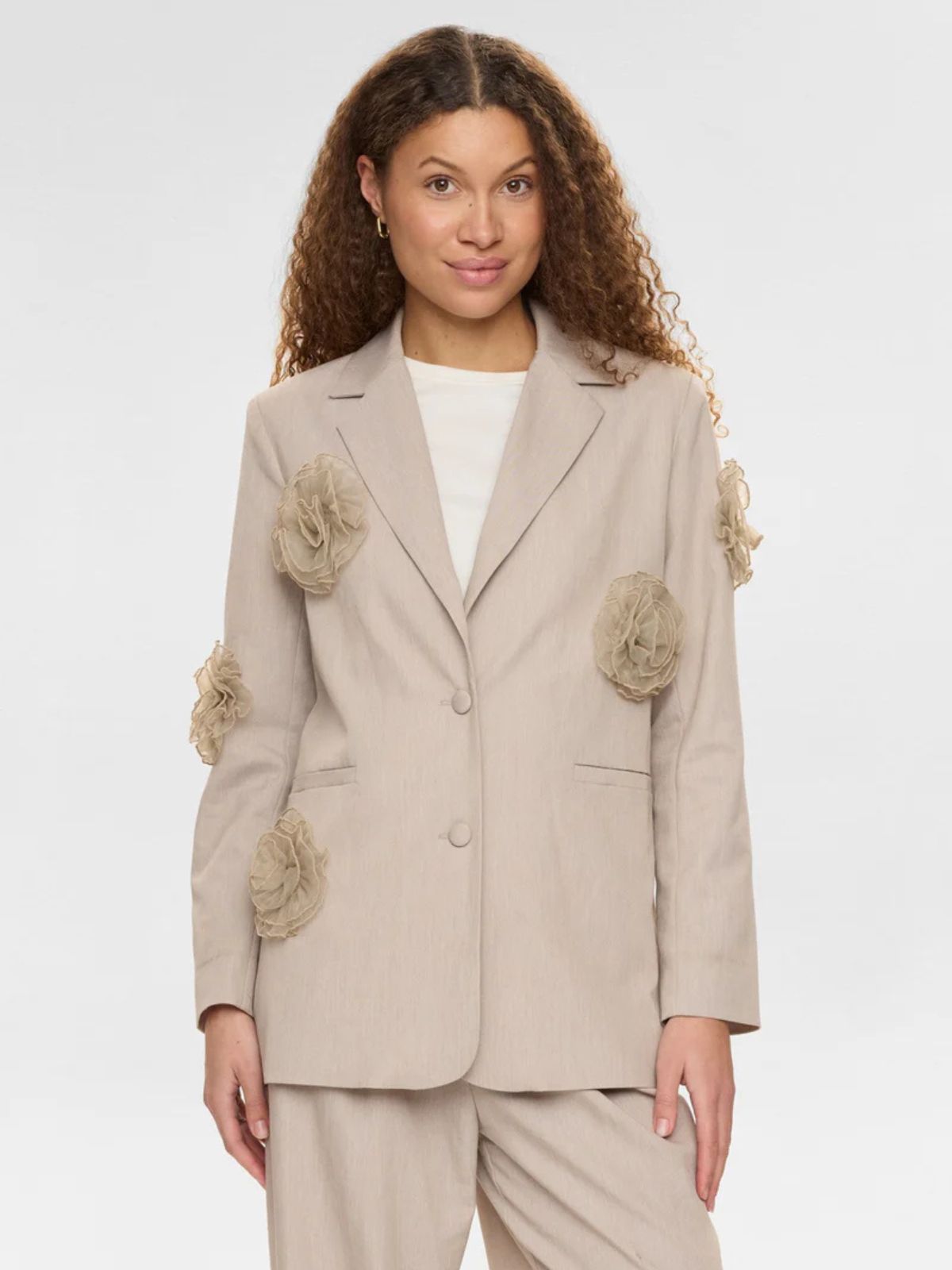 Blazer avec fleur Nümph 