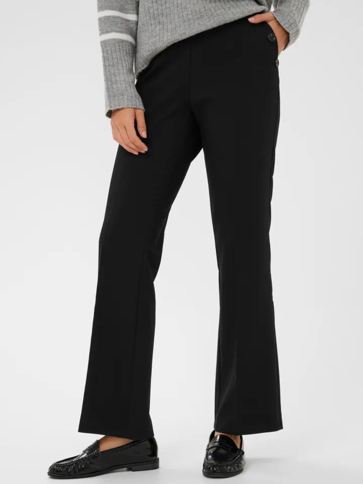 Pantalon à poches boutonnées Kaffe 