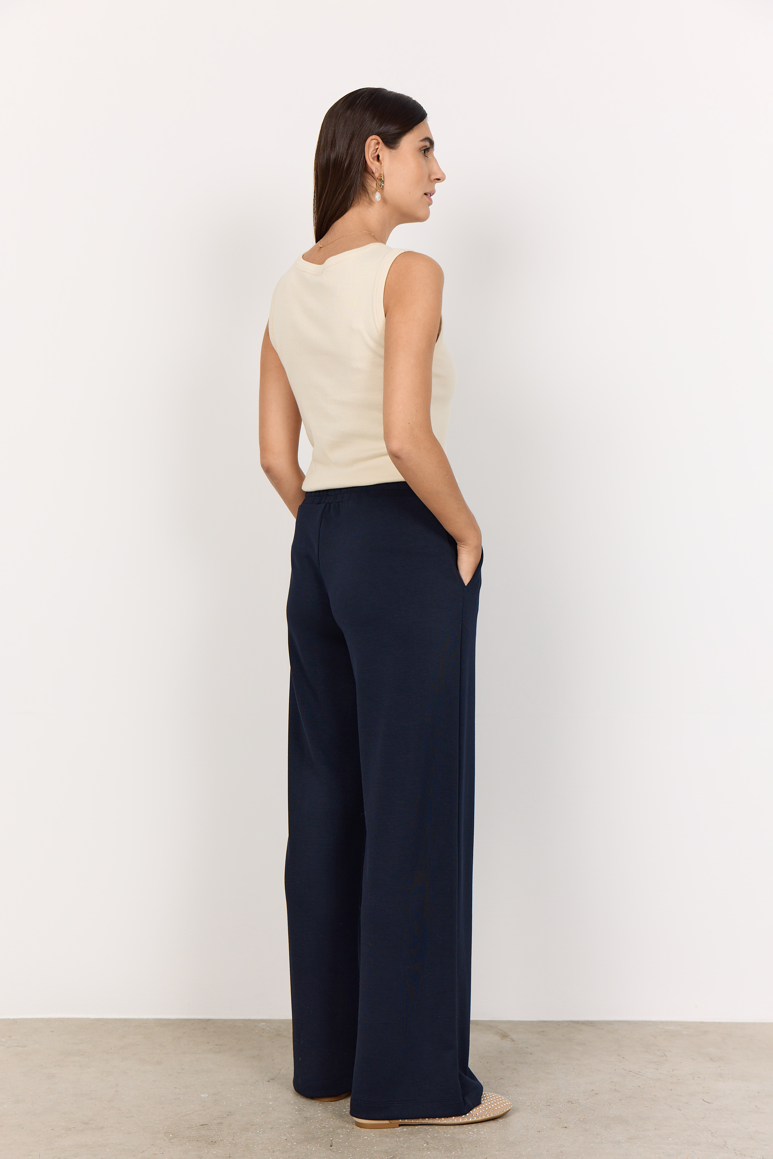Pantalon à jambe large avec couture à l'avant BANU 265 Soya Concept