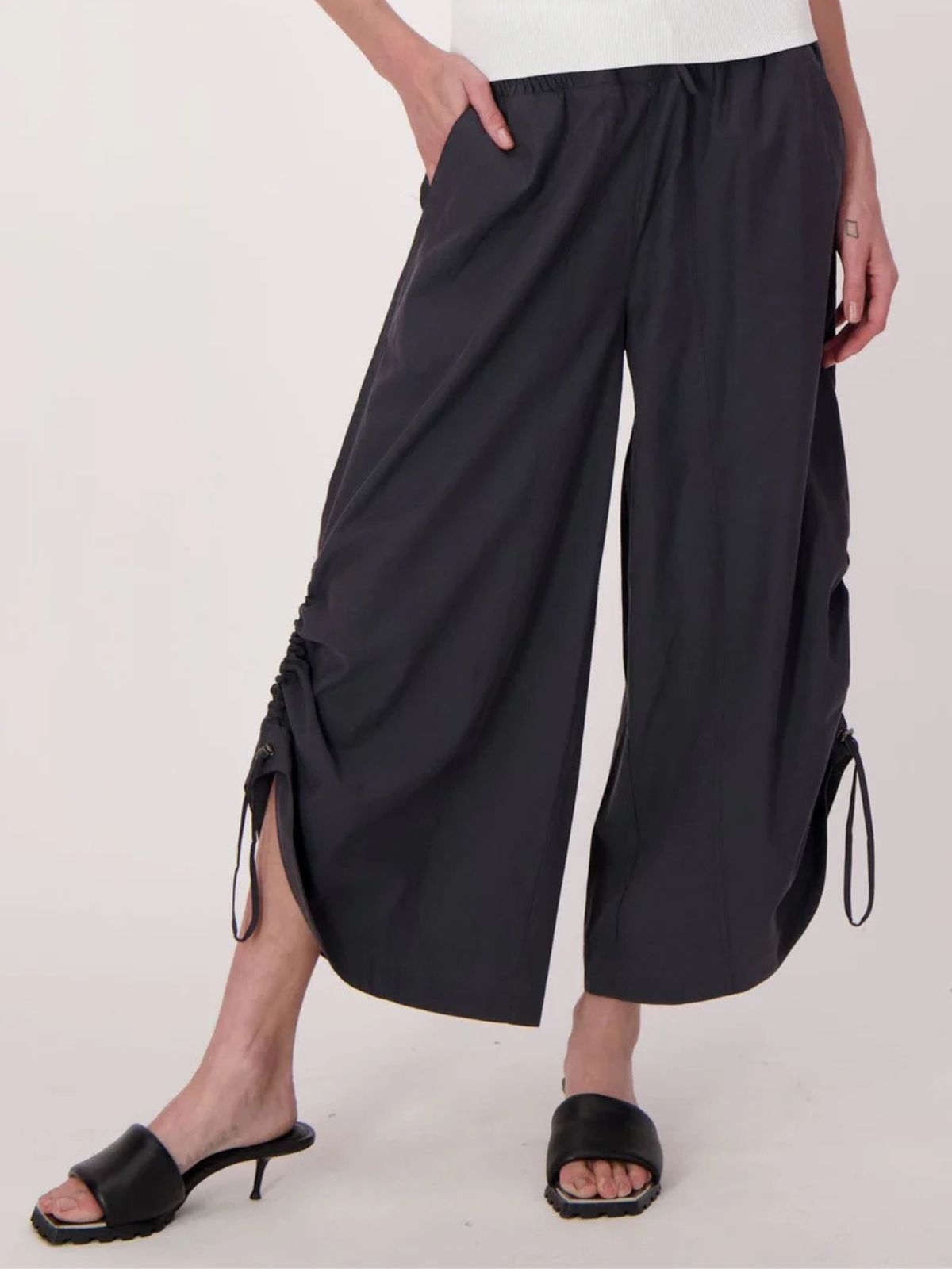 Pantalon fluide avec bas à nouer Gabby Isabella 