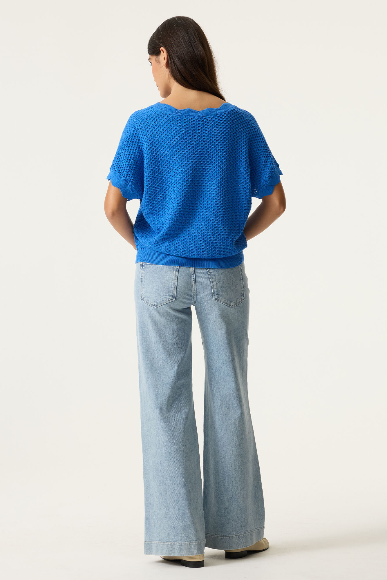 Pull col V à manches courtes Garcia 