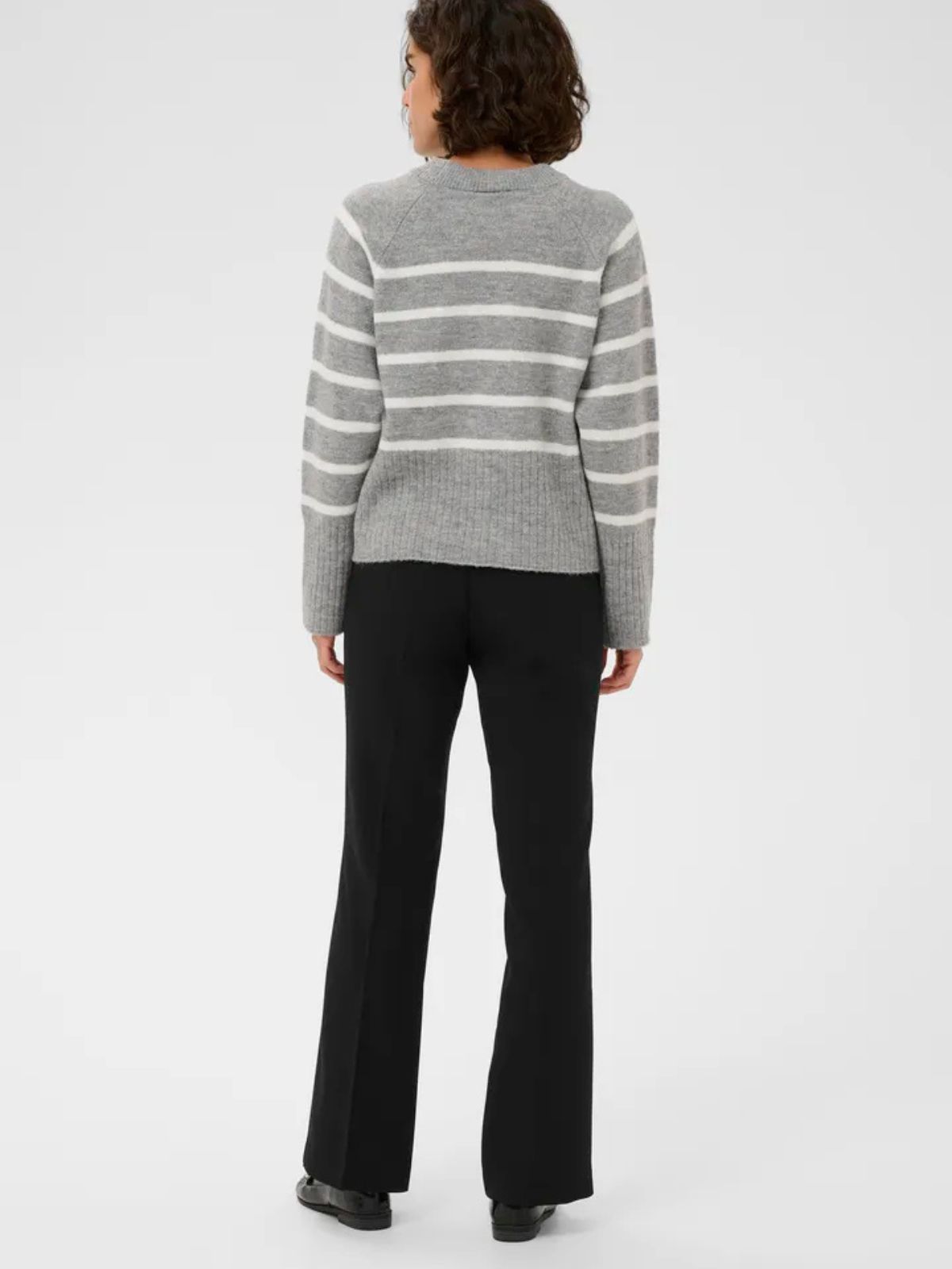 Pantalon à poches boutonnées Kaffe 