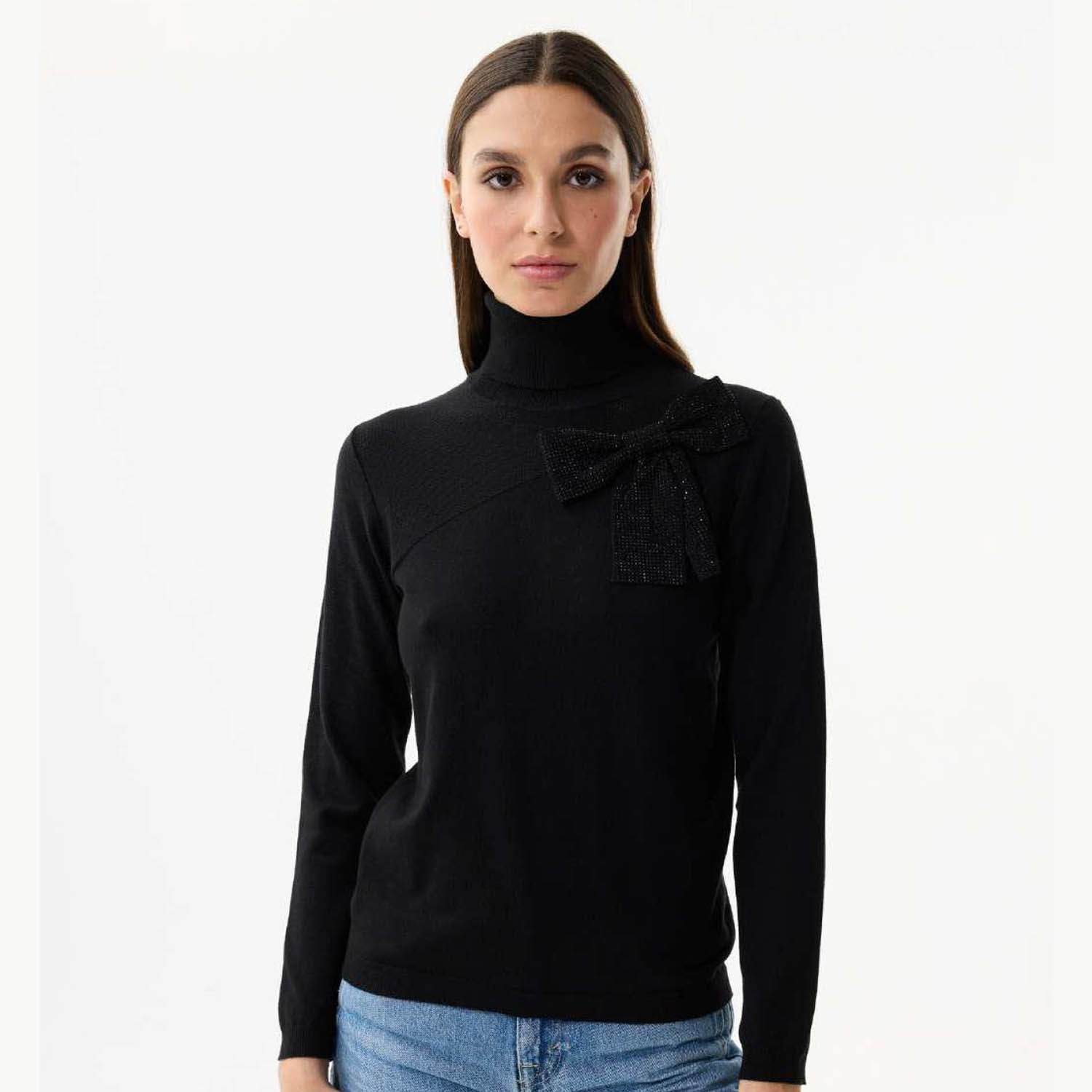 Pull noir avec nœud Leo & Ugo 