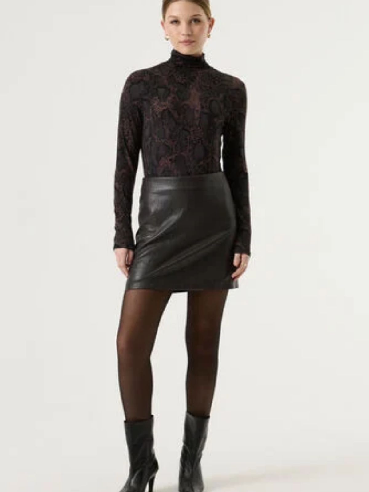 Jupe en simili cuir Garcia