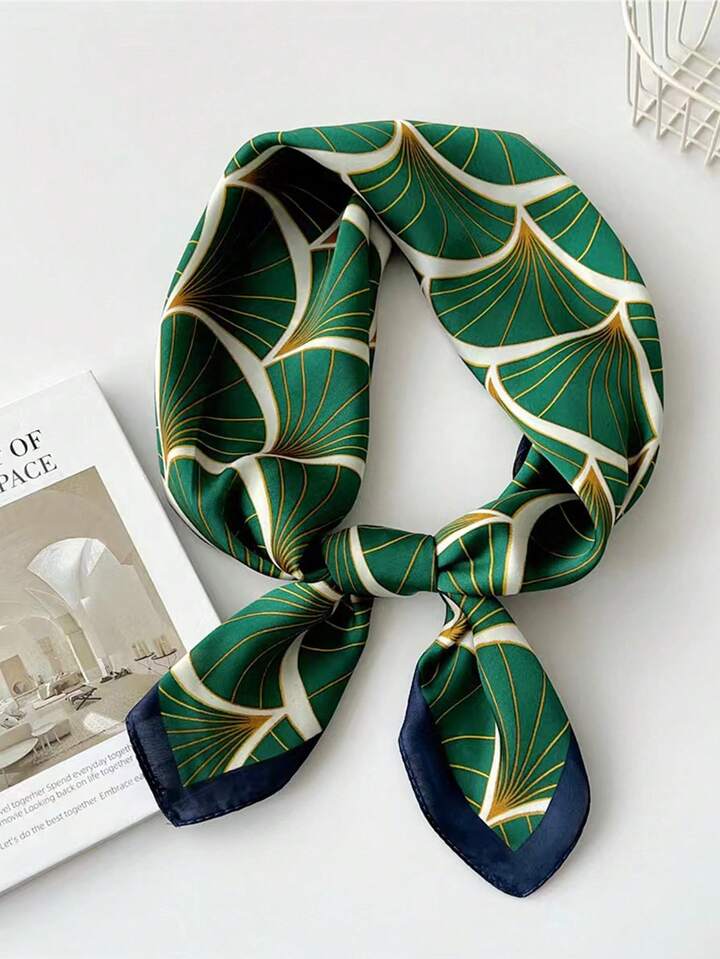 Foulard carré en satin imprimé, élégant et polyvalent