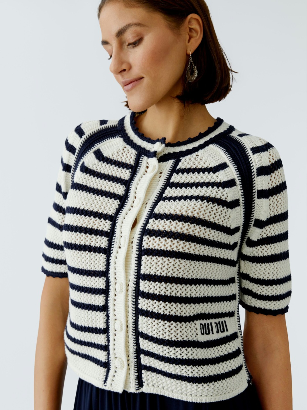 Pull en tricot OUI 