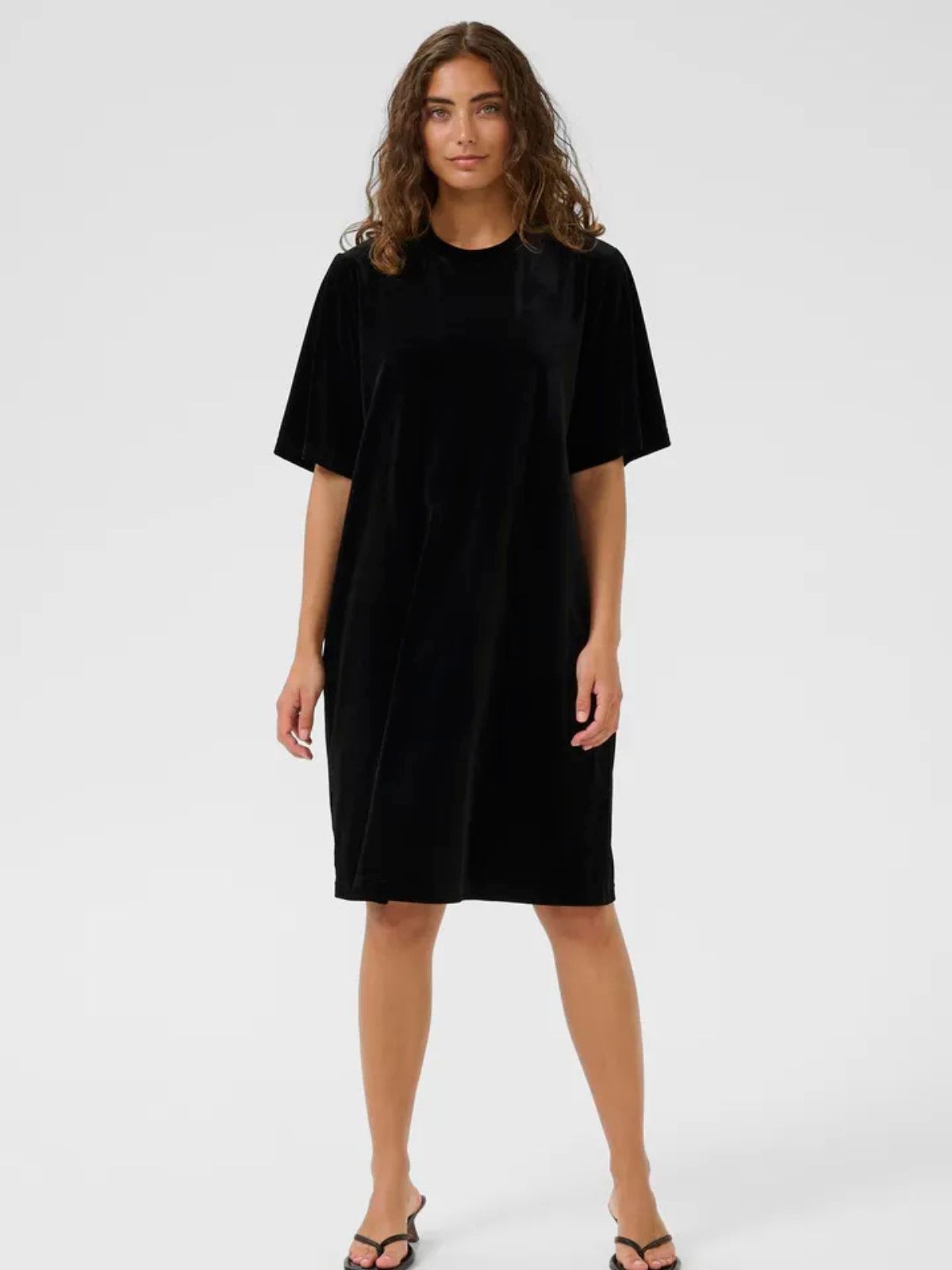 Robe en velour Culture