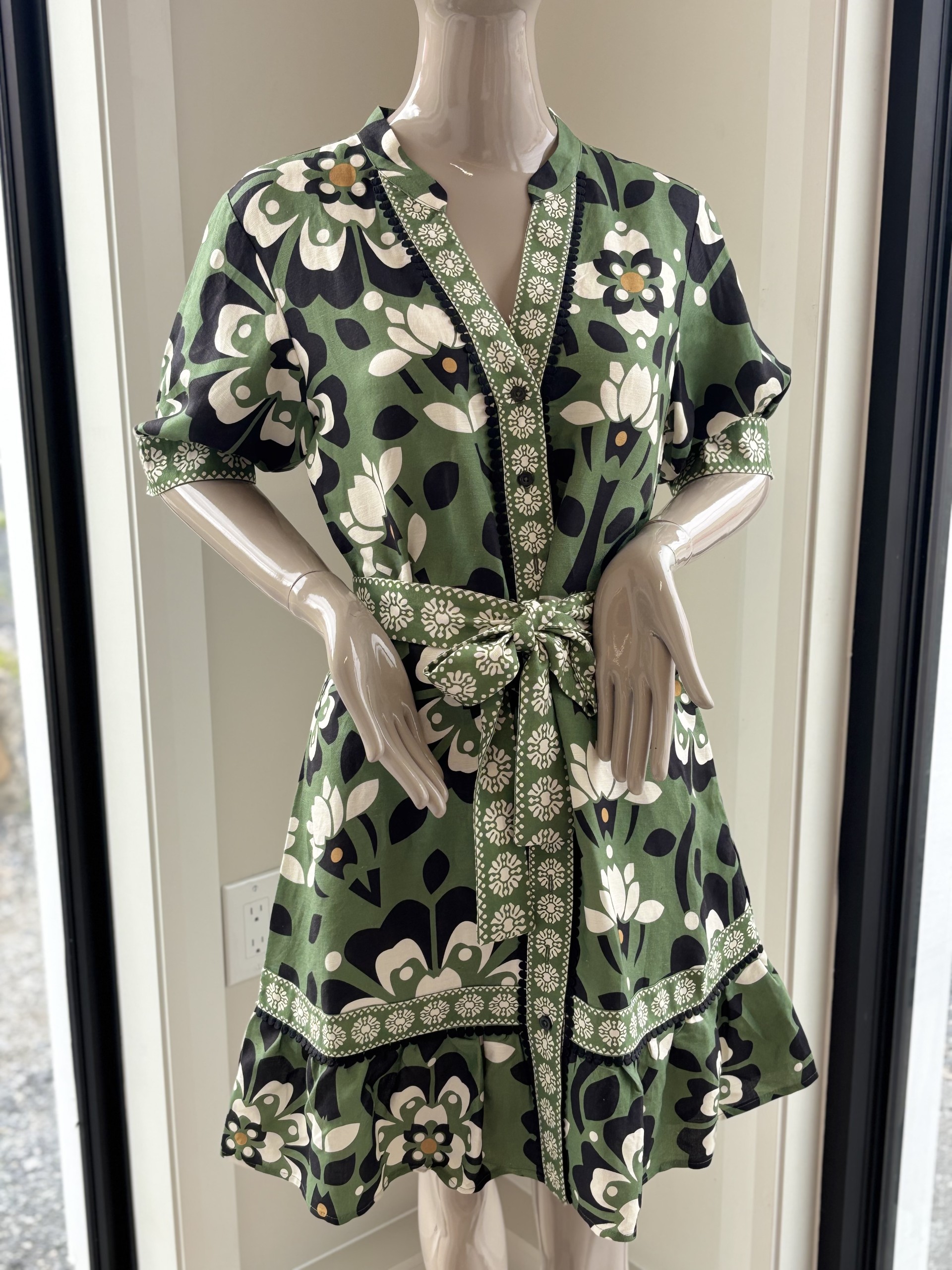 Robe fleurie à manches courtes Leo & Ugo 