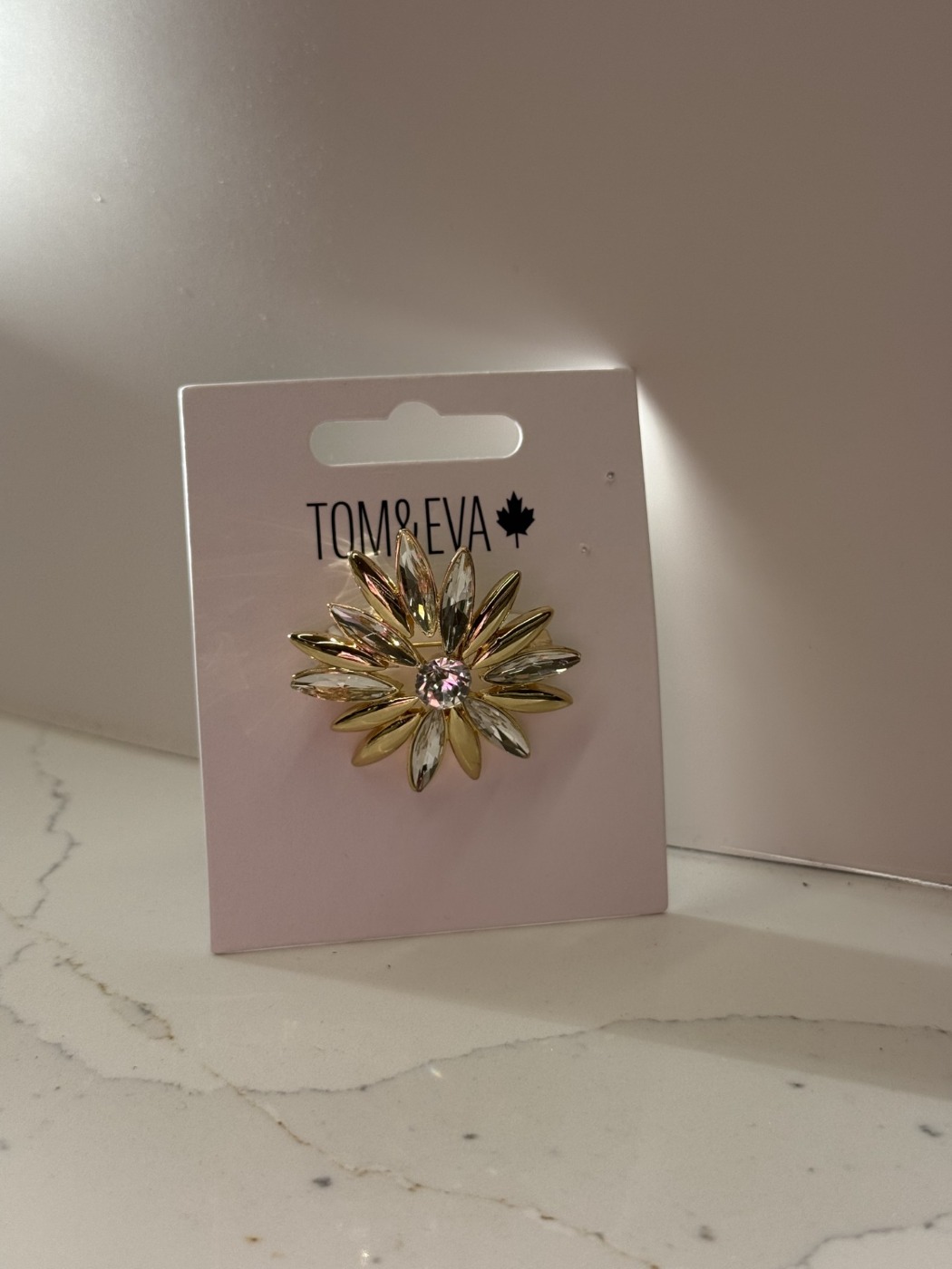 Broche fleur gold