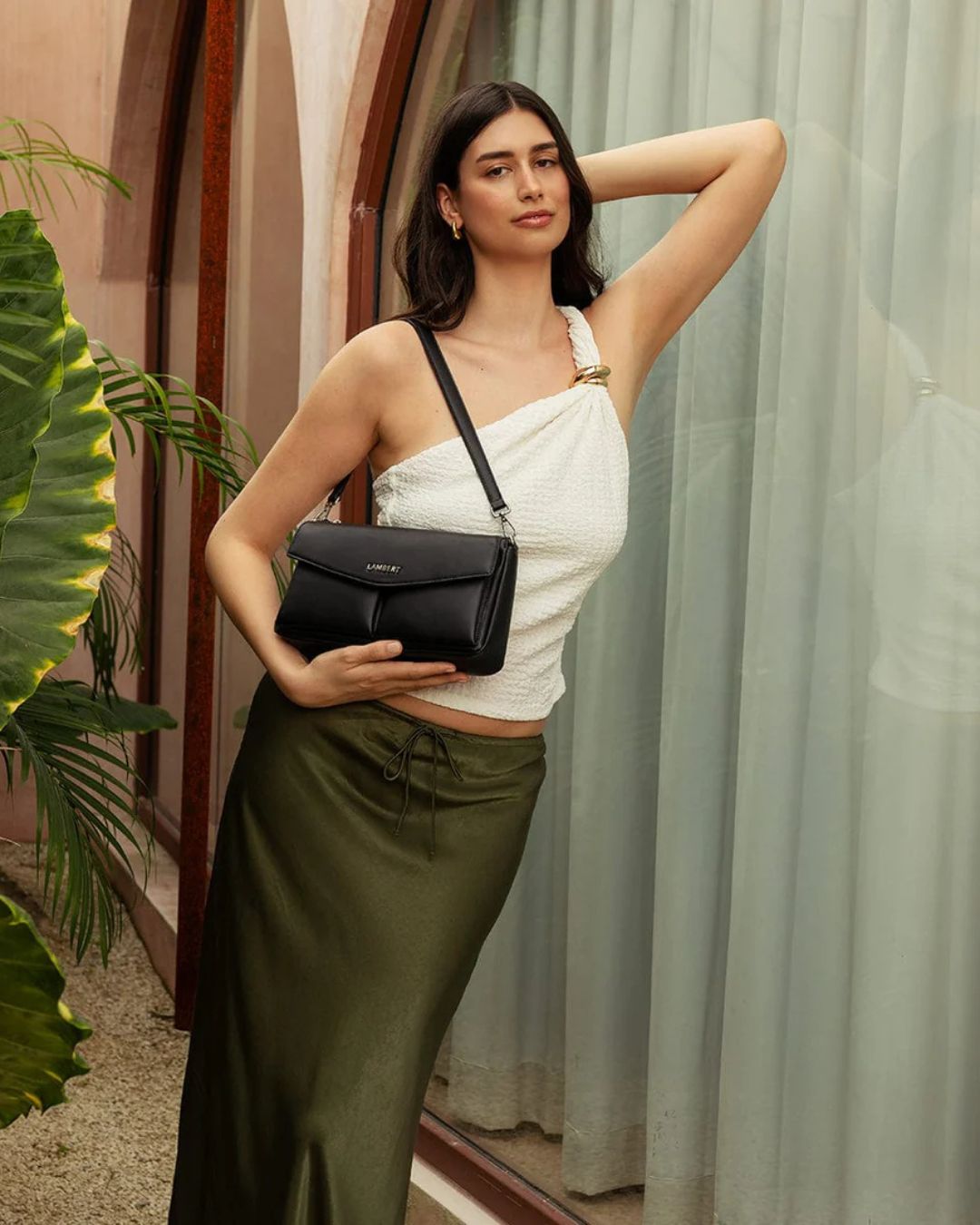 Le Esmee-Sac à Mains 2-1 en cuir vegan noir 