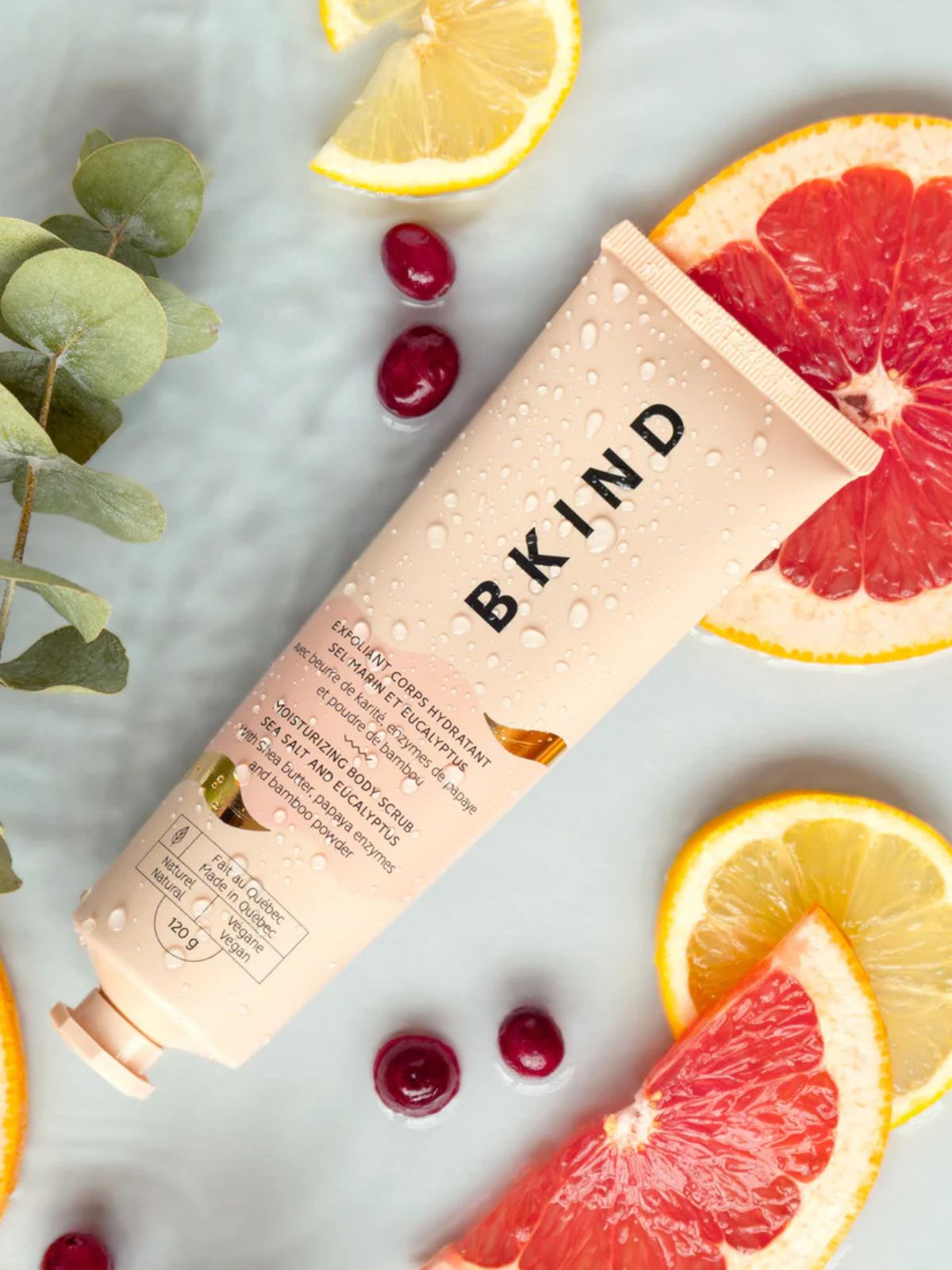 Exfoliant corporel hydratant - Sel marin et eucalyptus BKIND 
